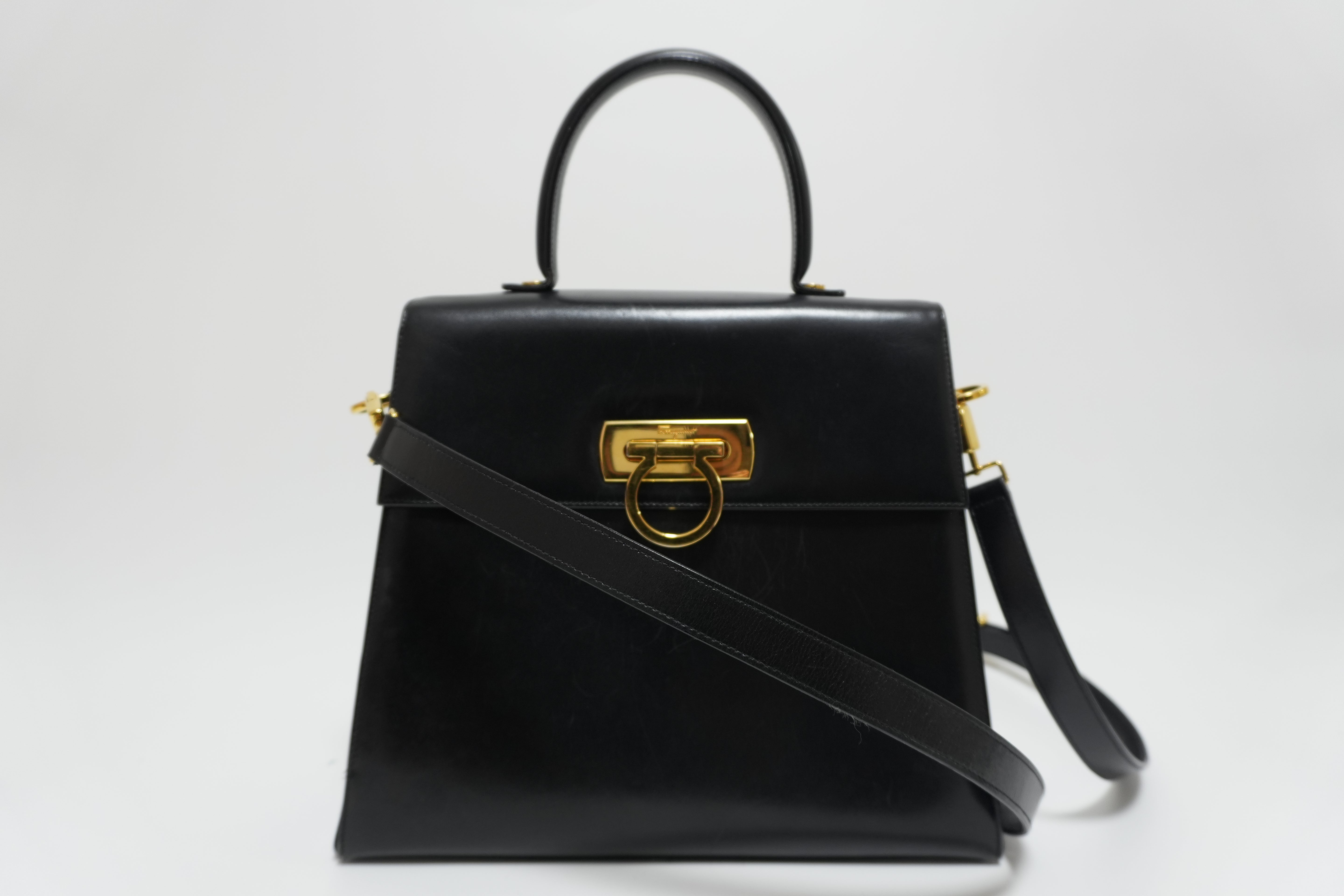 Ferragamo Gancini Handbag Black Leather Used