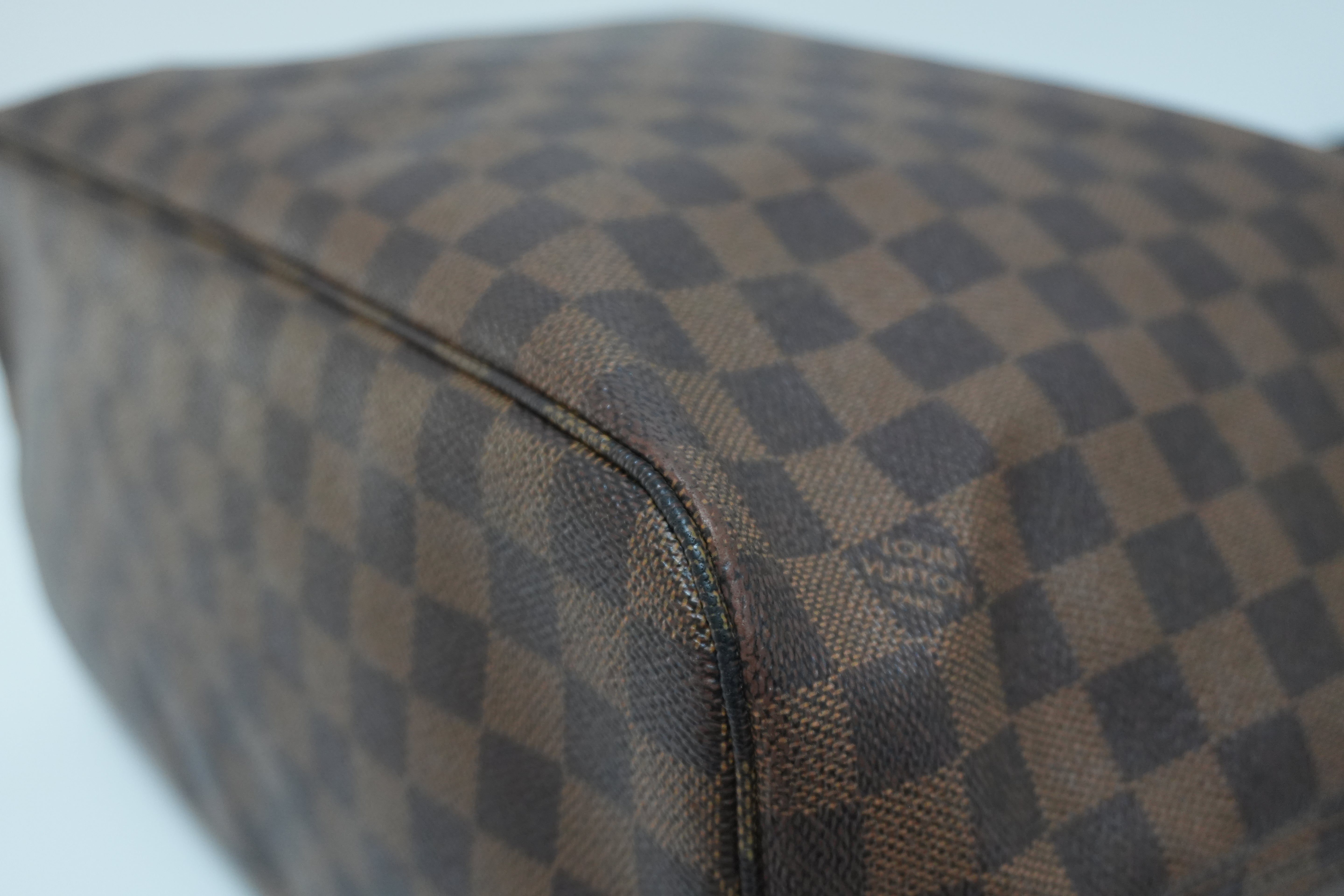 Louis Vuitton Damier Ebene Neverfull MM Used