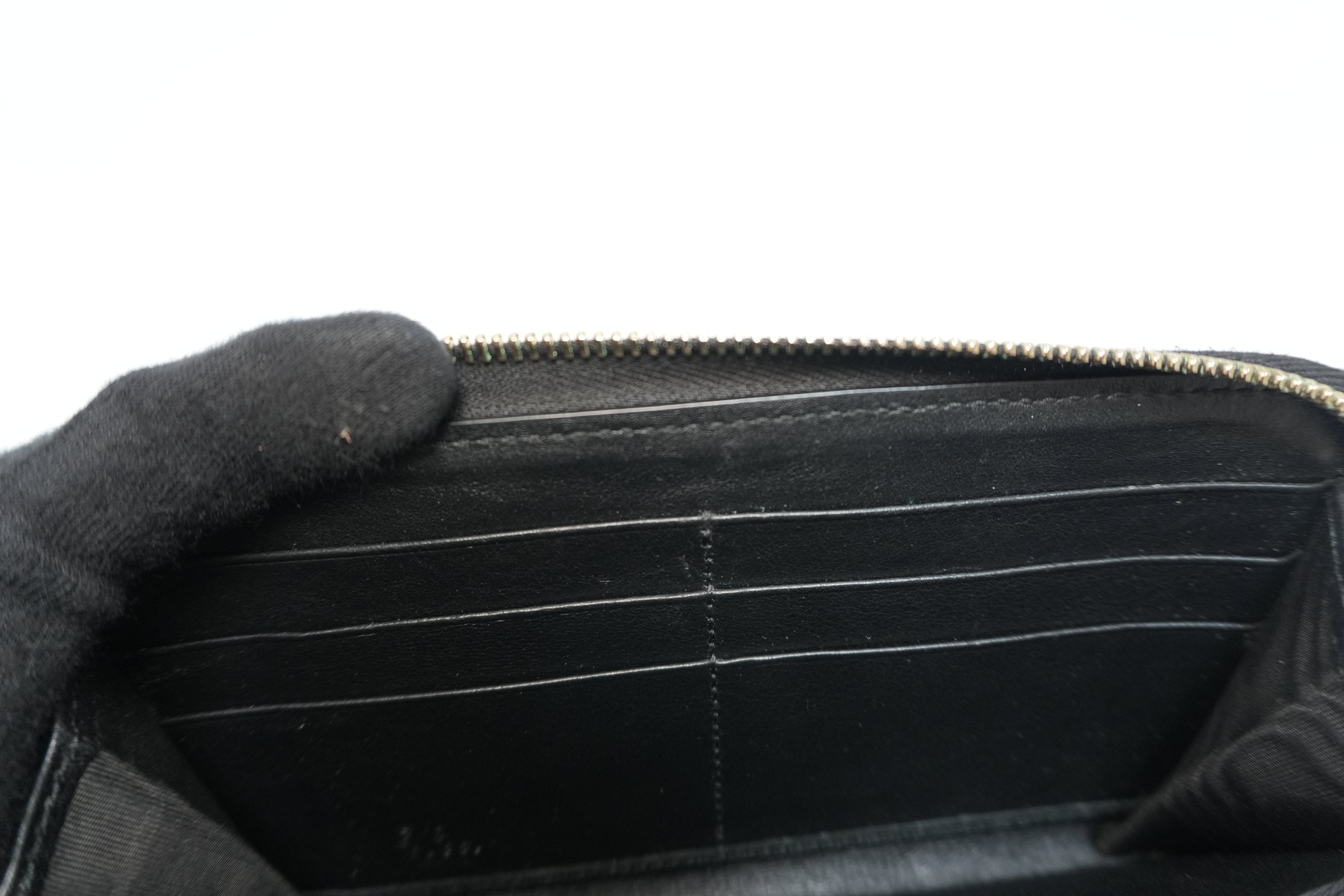 Gucci Micro Guccisima Zippy Wallet Black Leather Used