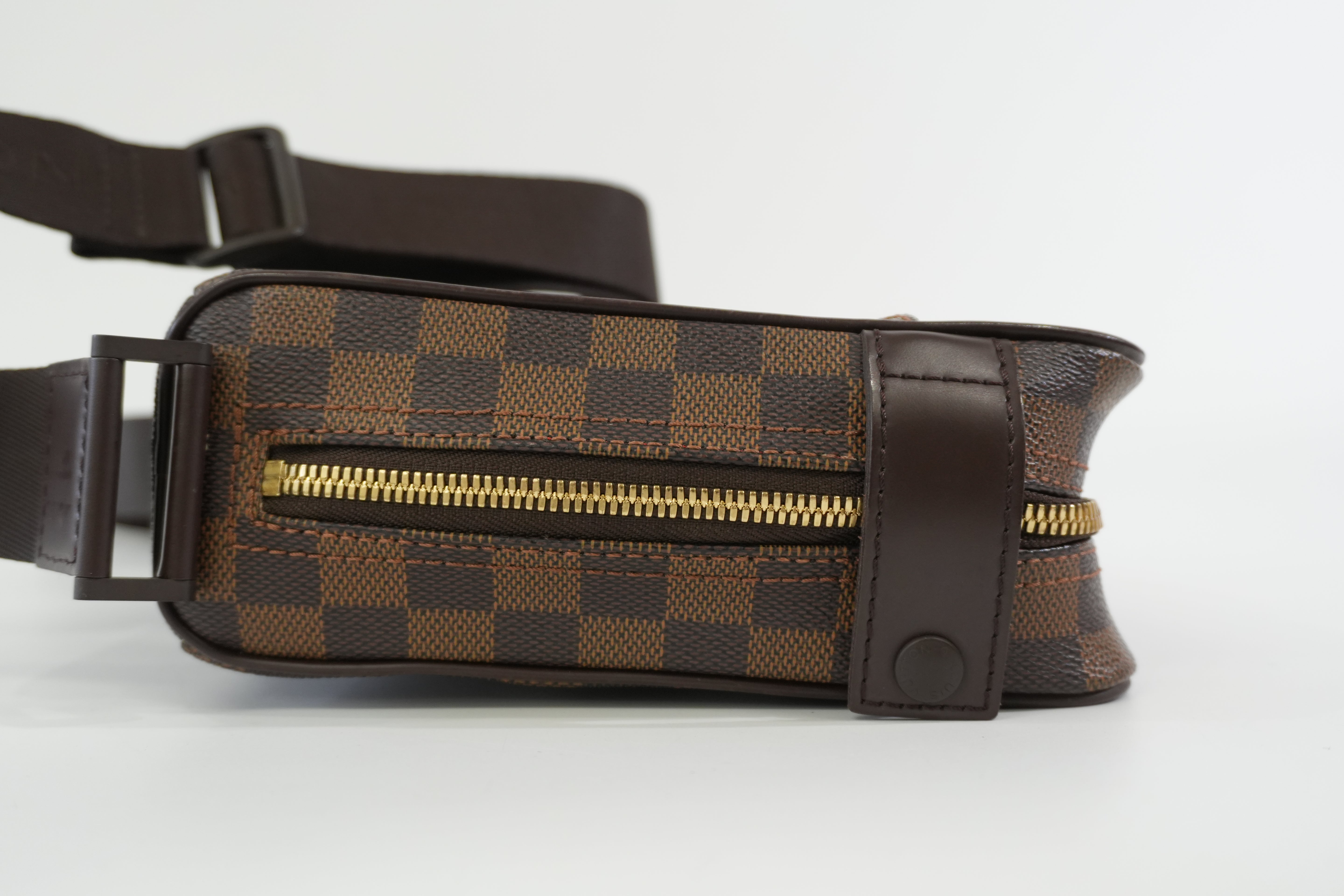 Pre-owned Louis Vuitton Damier Ebene Olav PM Crossbody Bag