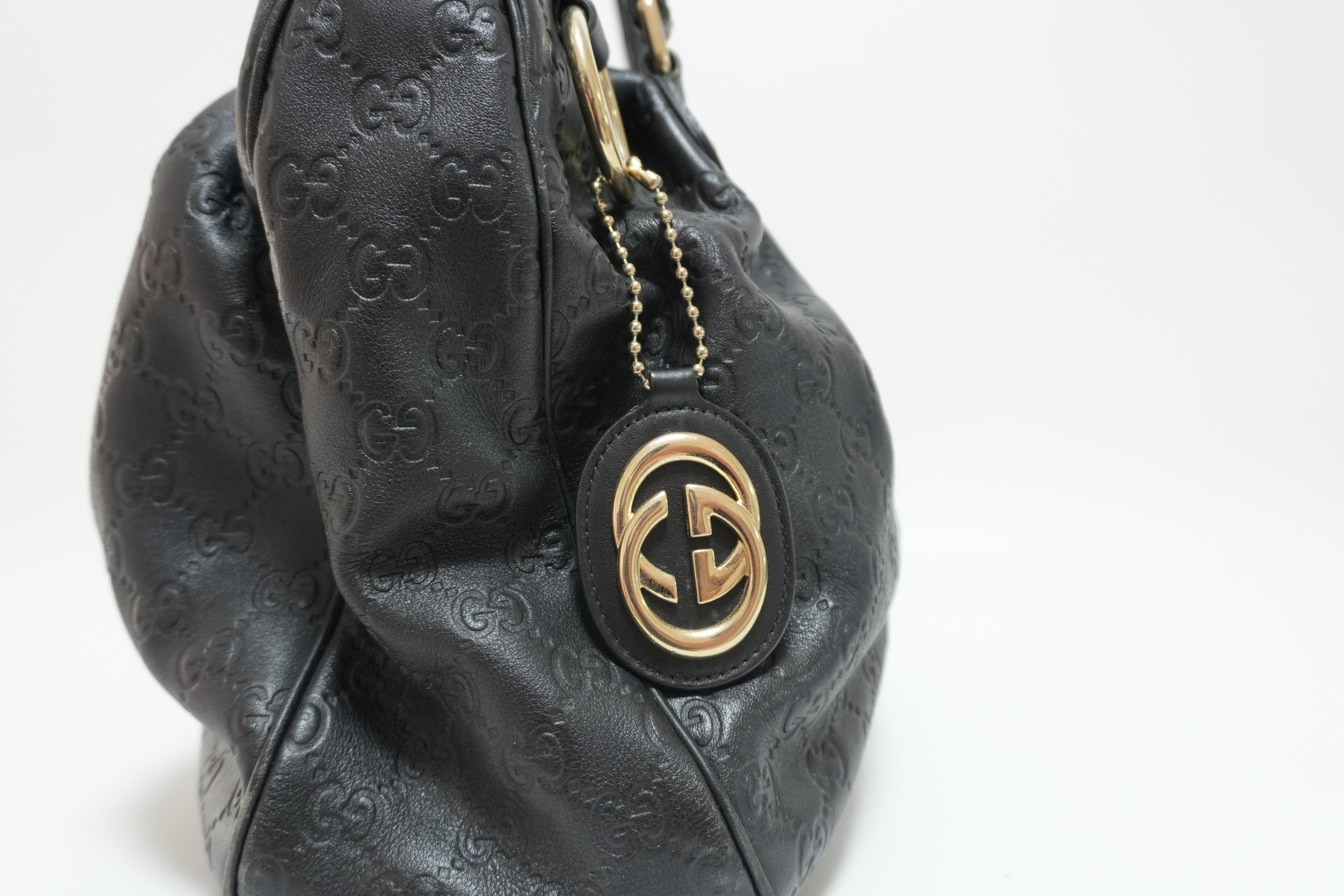 Gucci Guccisima Shoulder Bag Black Leather Used