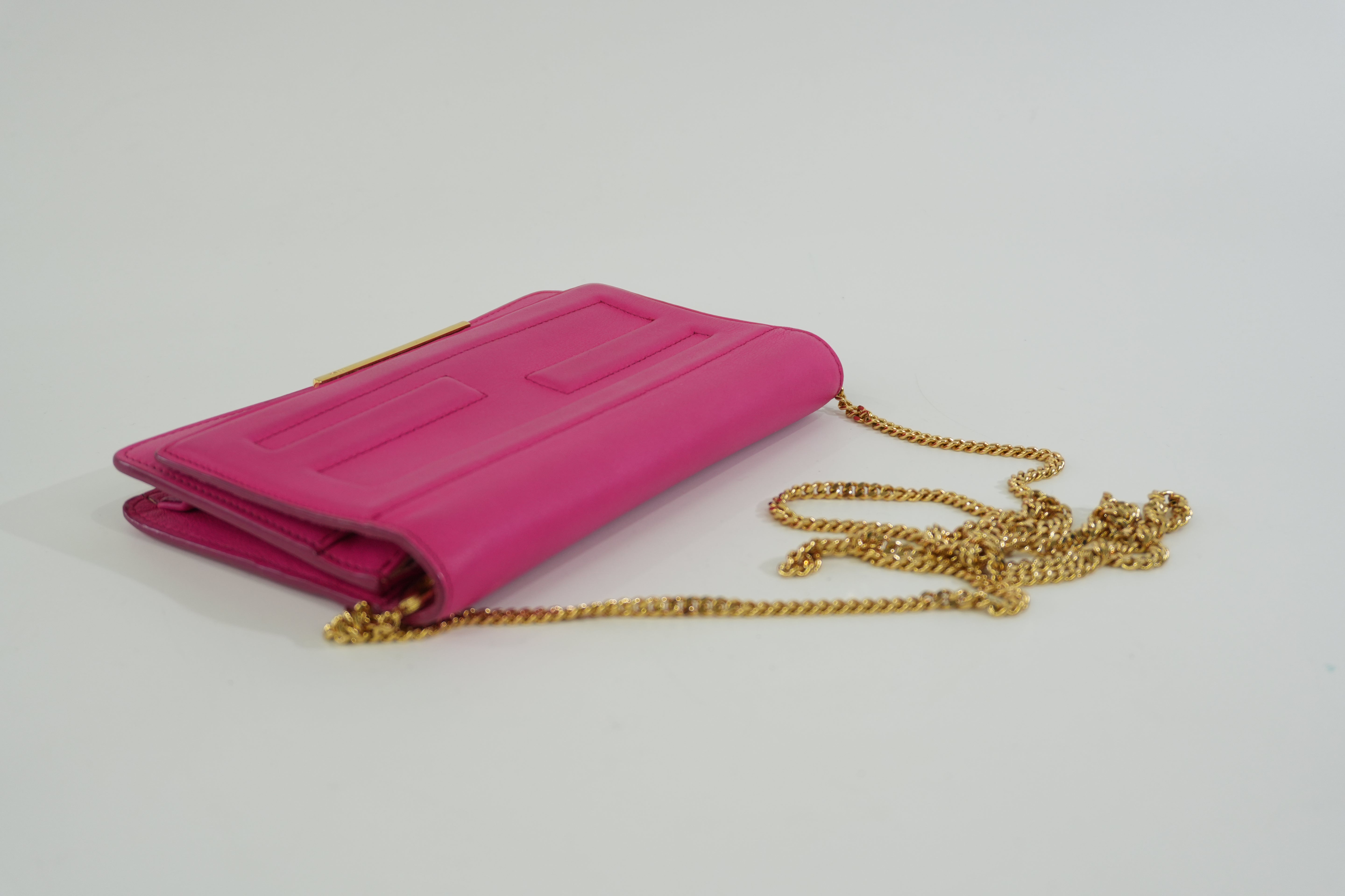 Pre-owned Fendi Wallet on Chain Pink