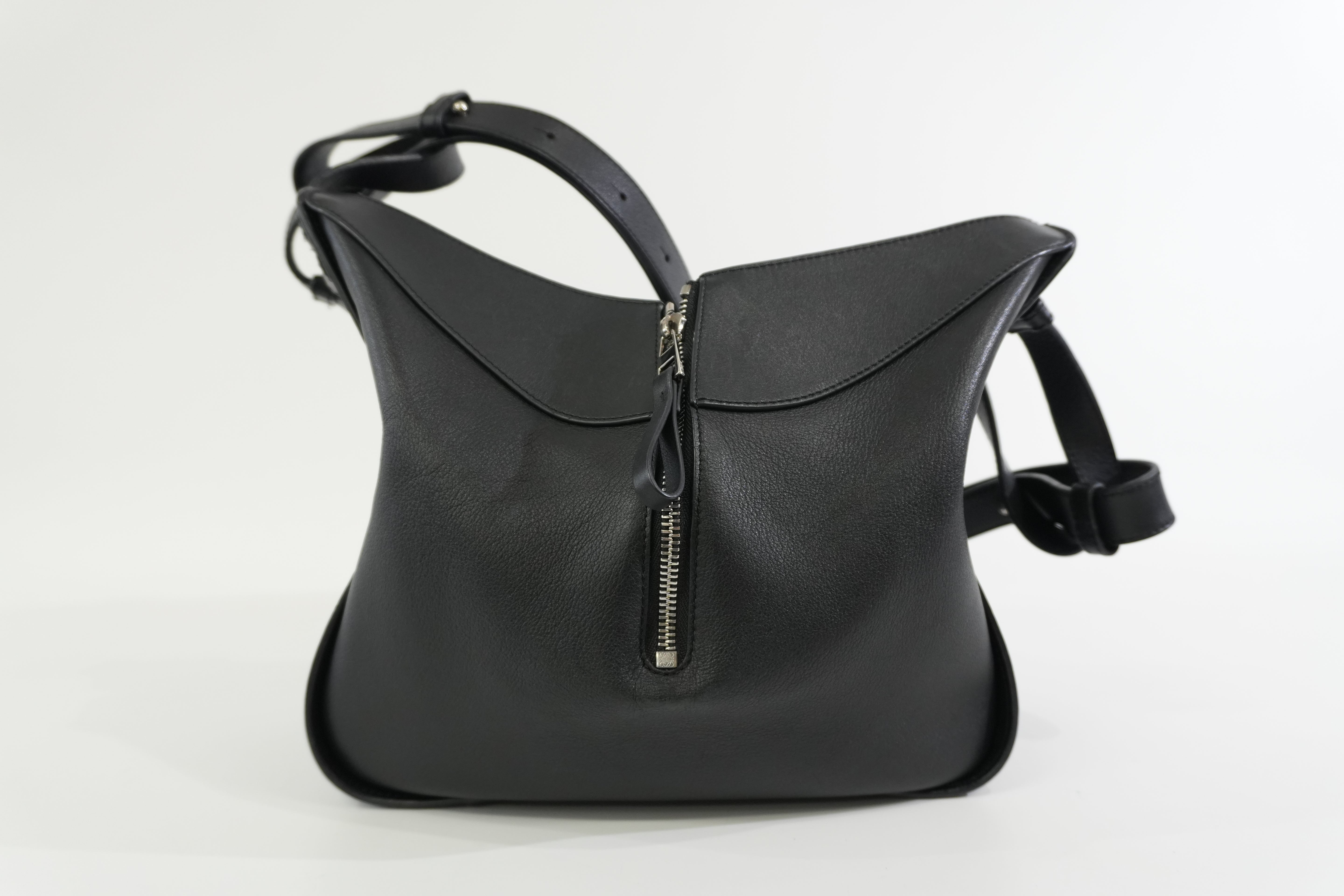 Pre-owned Loewe Hammock Shoulder Bag Black