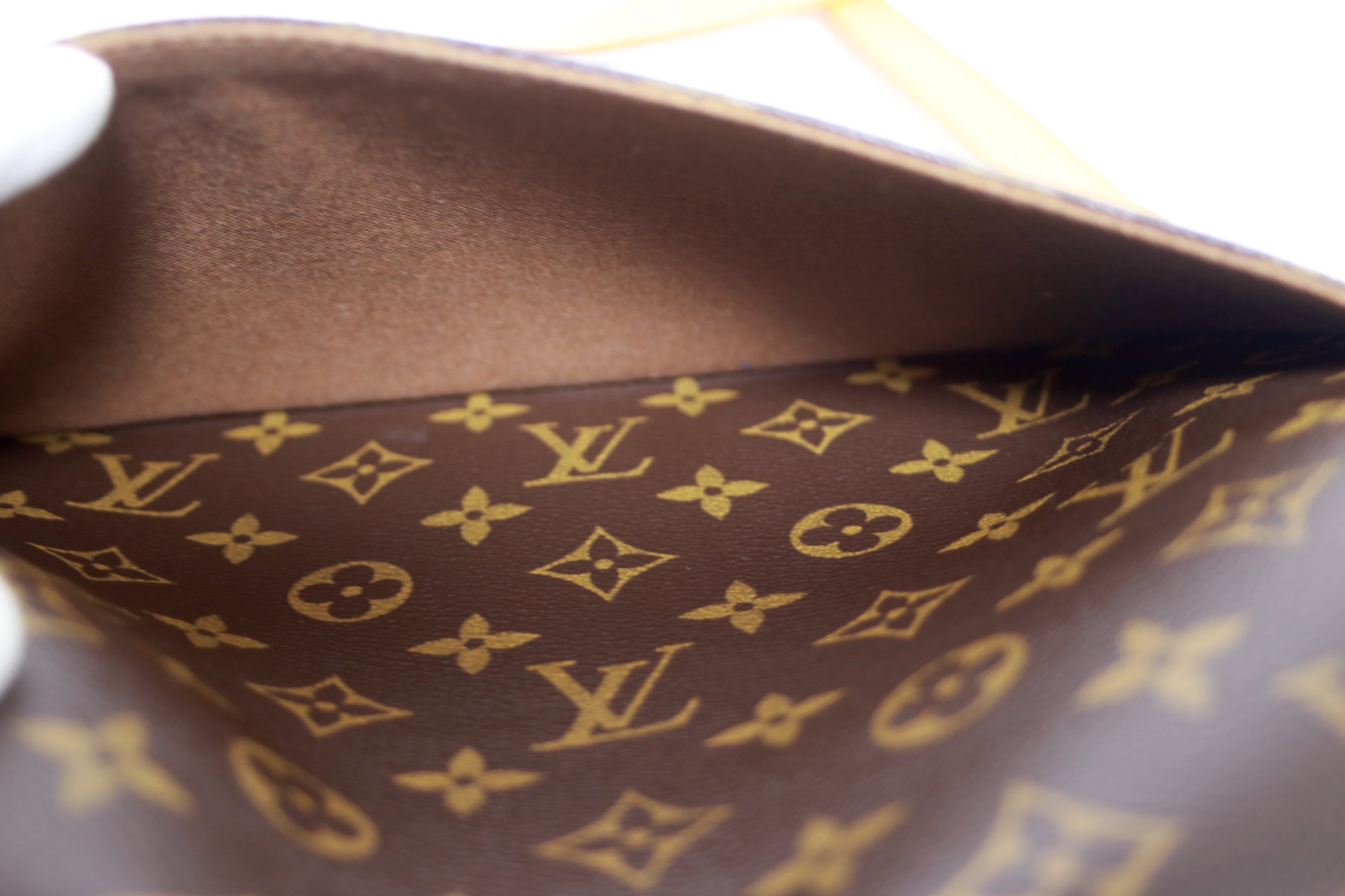 Louis Vuitton Sologne Shoulder Bag Used