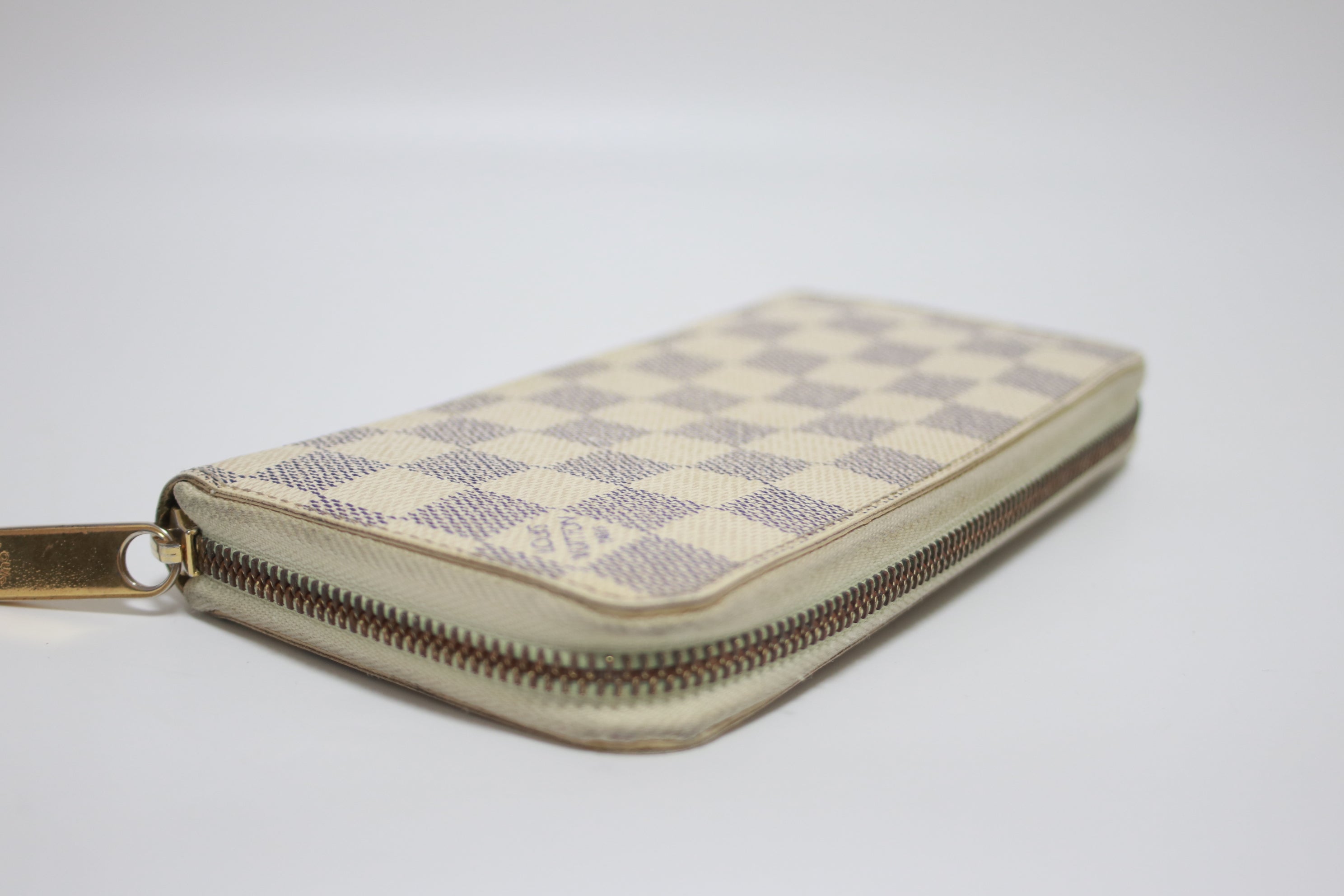 Louis Vuitton Zippy Wallet Damier Azur Used (5656)