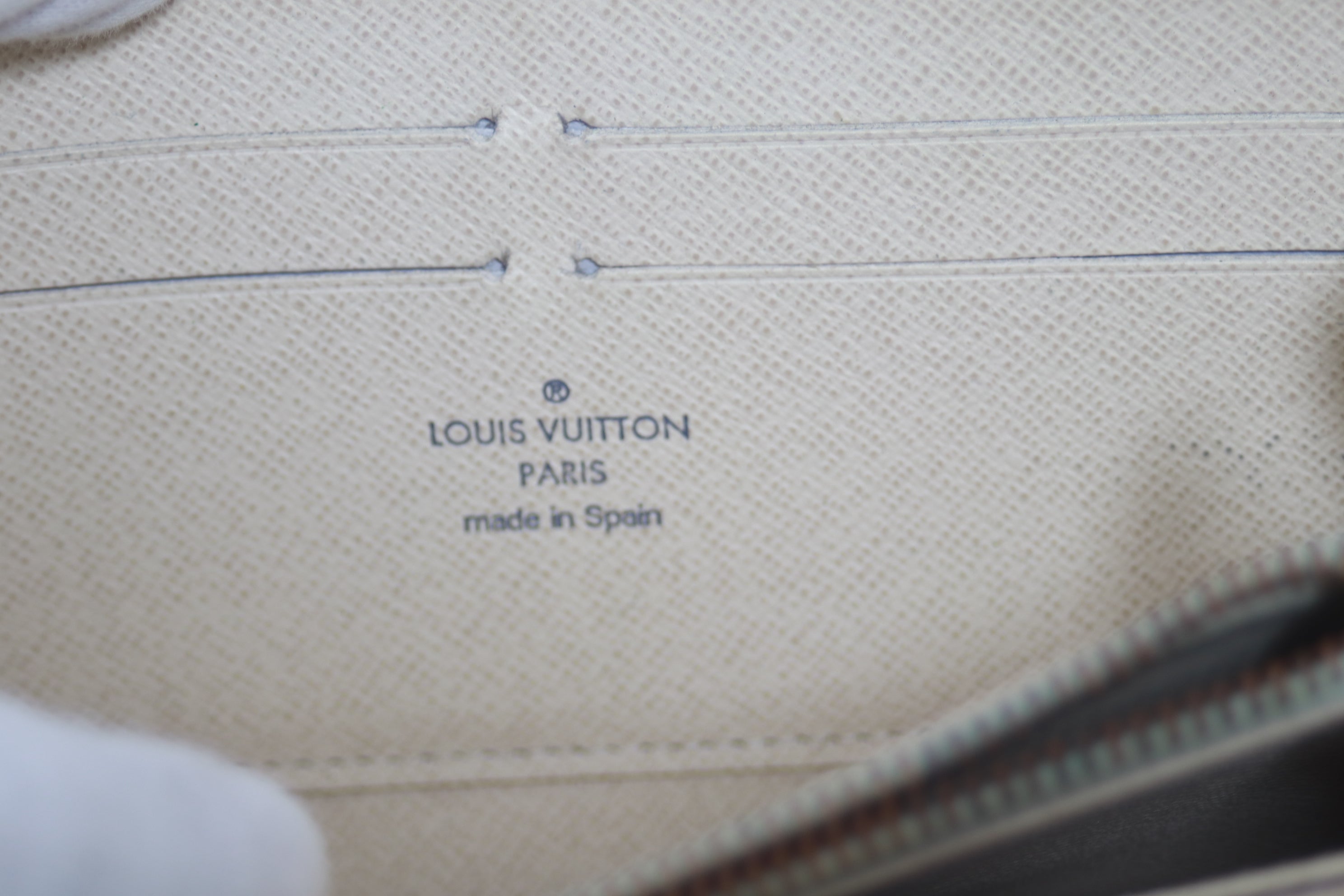 Portafoglio Zippy Louis Vuitton Damier Azur usato