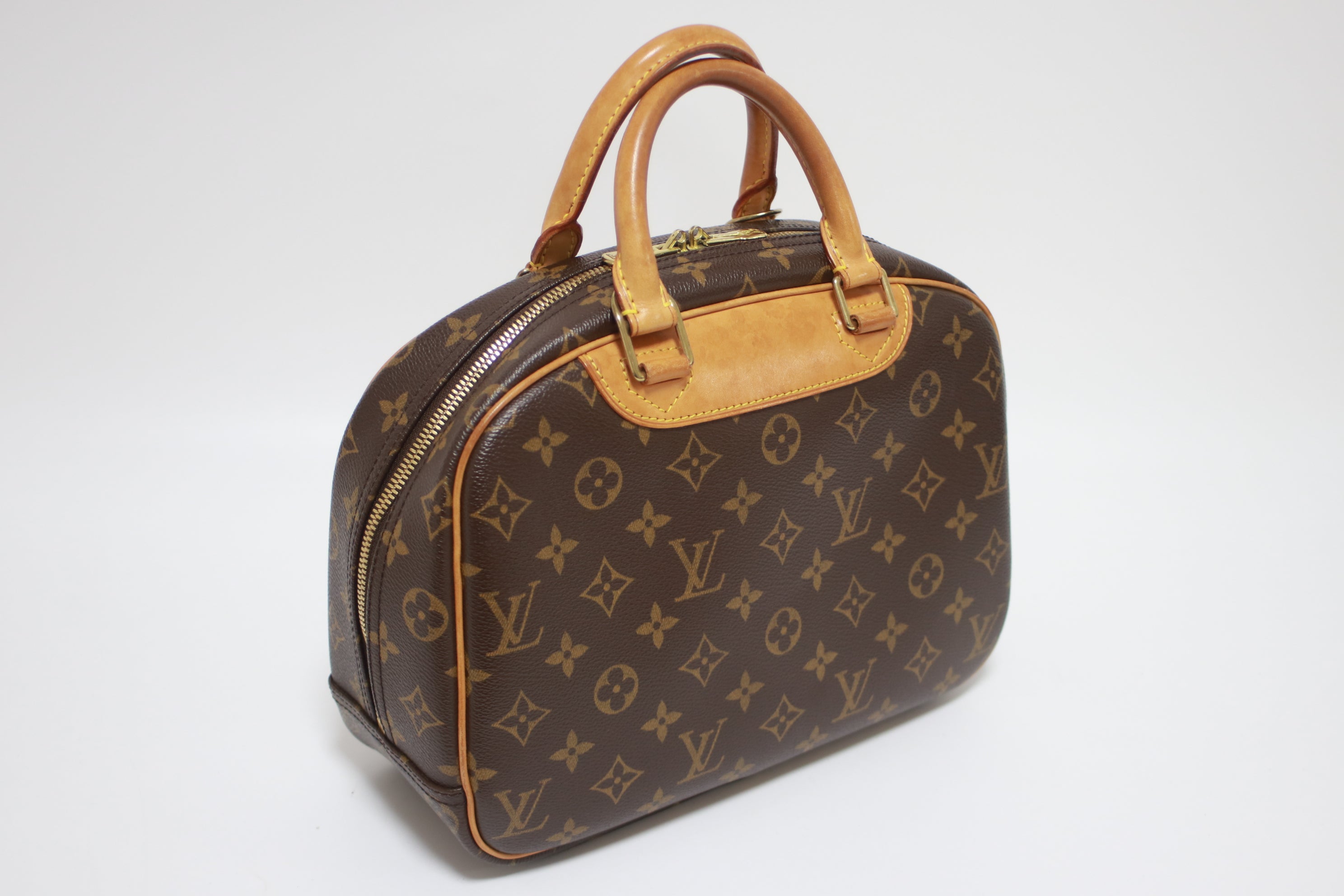 Louis Vuitton Trouville PM Handbag Used