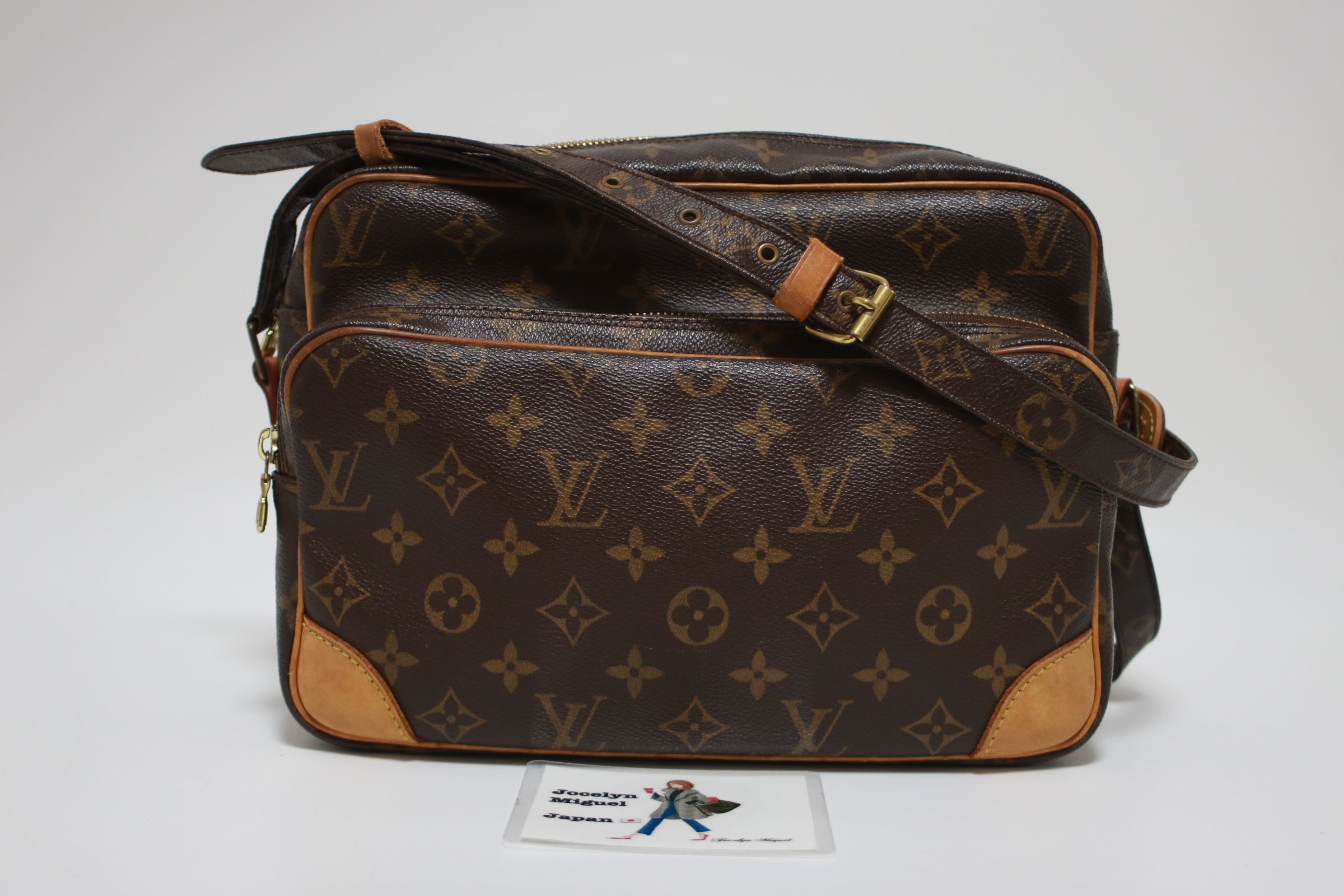 Louis Vuitton Reporter PM Messenger Bag Used