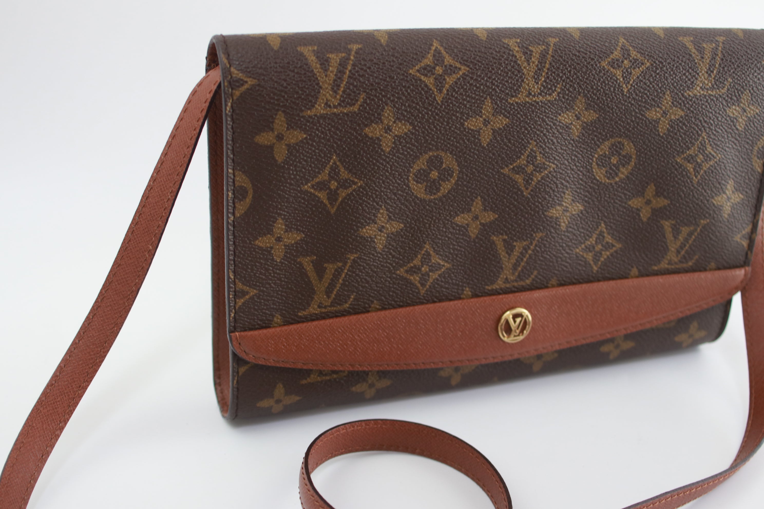 Louis Vuitton Bordeaux Two Way Clutch and Shoulder Bag Used (6764)
