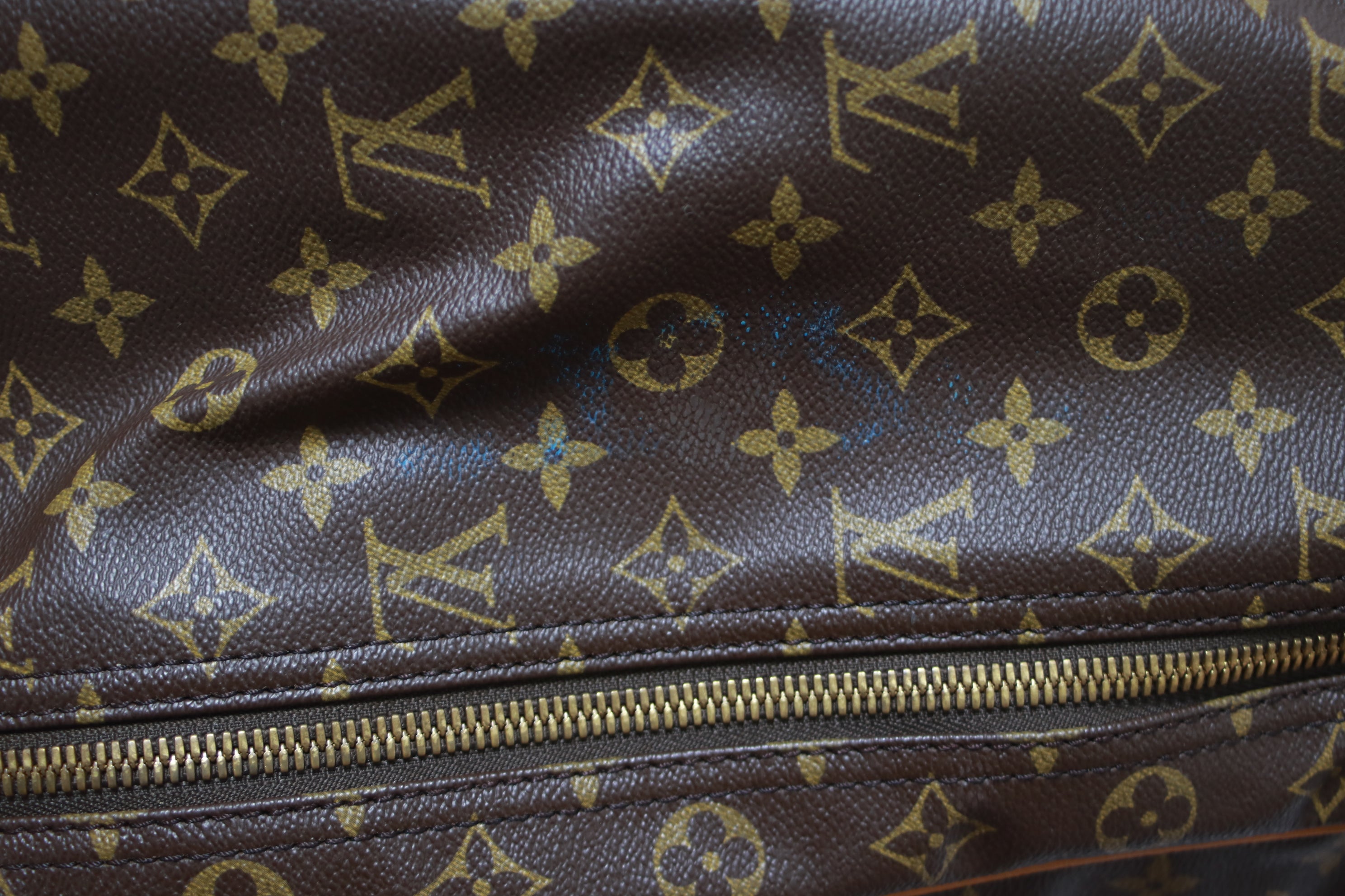 Louis Vuitton Sirius 70 Travel Bag Used (7860)