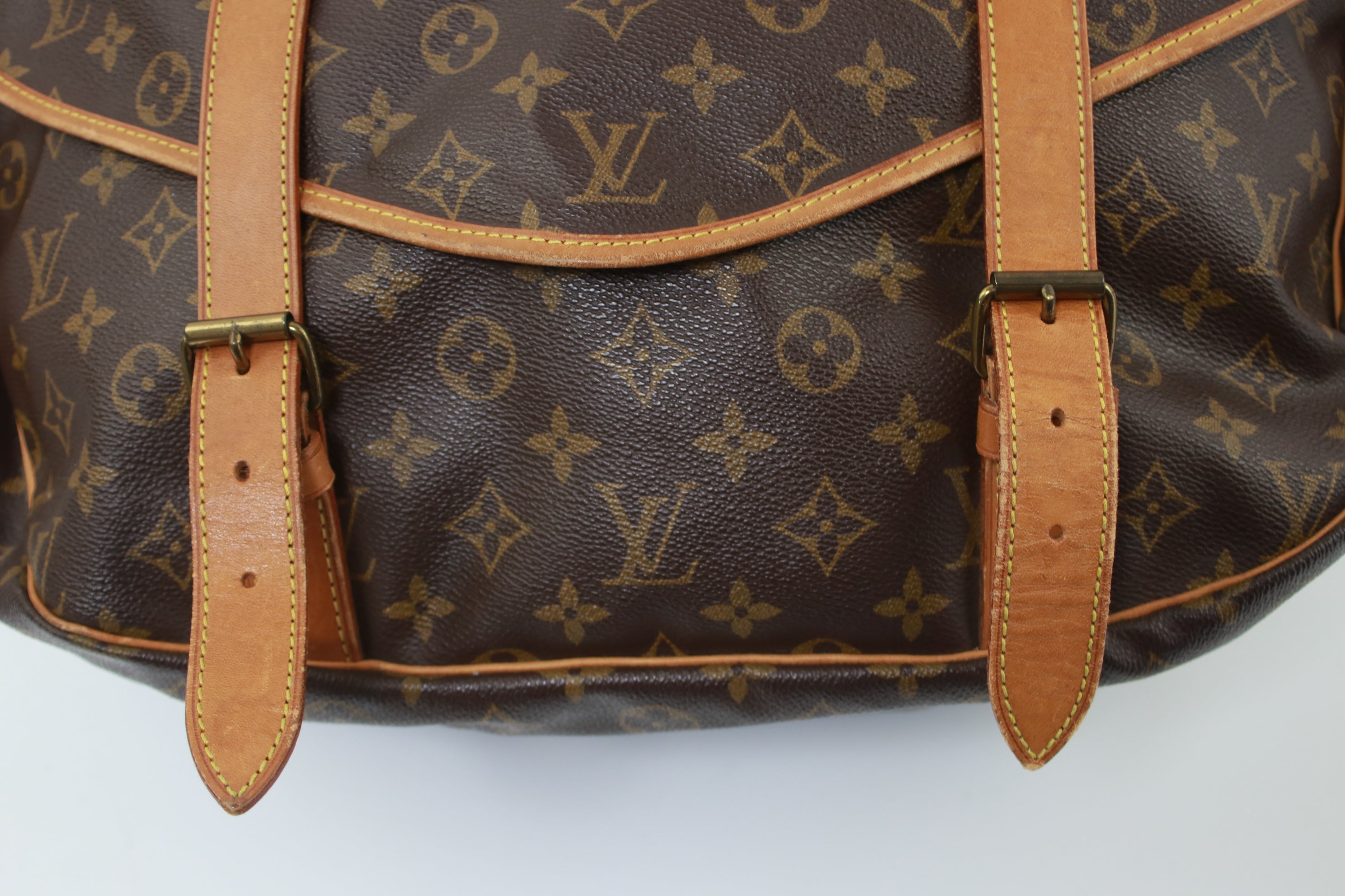 Louis Vuitton, Bags, Louis Vuitton Saumur 43 Monogram