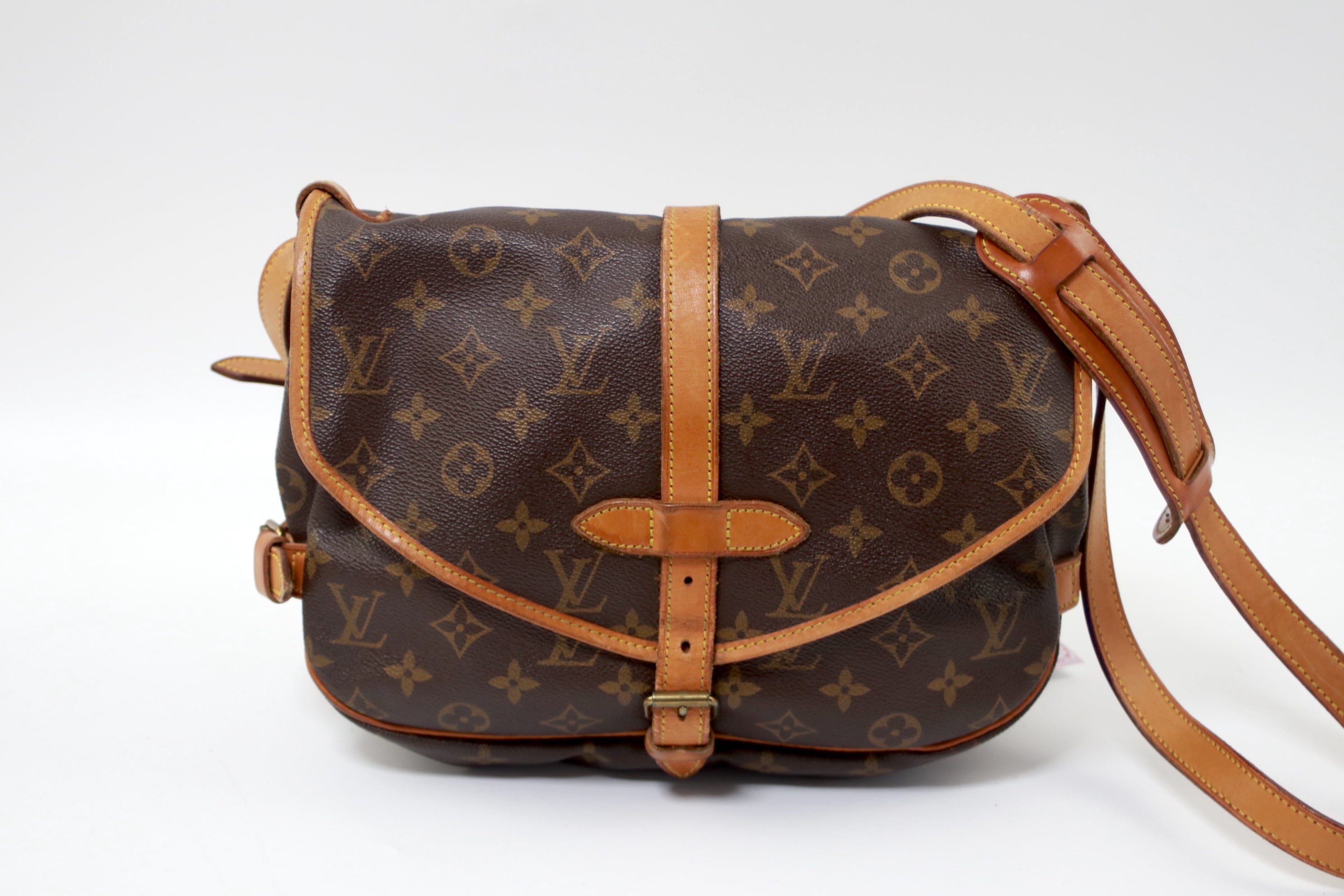 Louis-Vuitton Monogram Saumur-30 Shoulder Bag