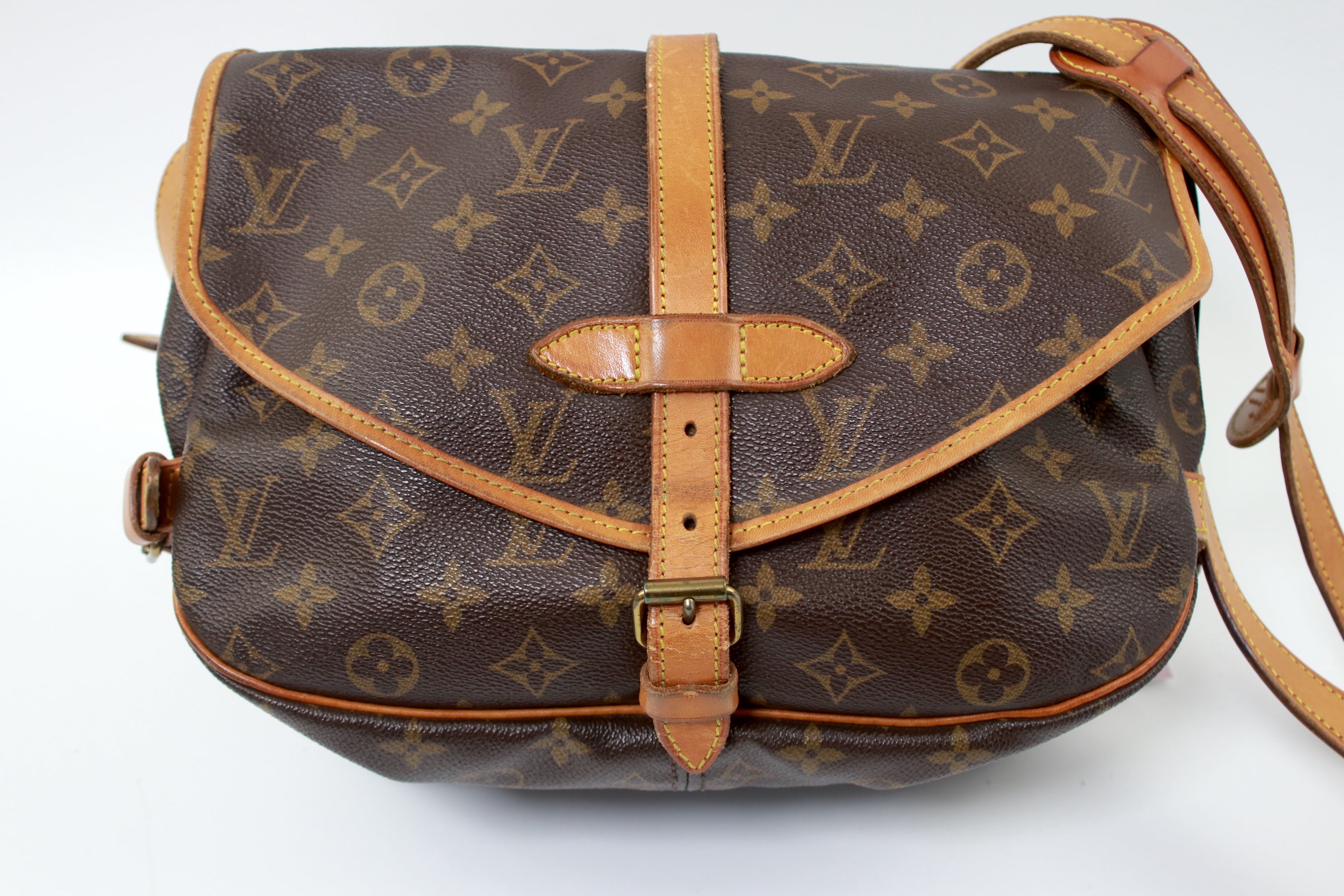 Louis Vuitton Monogram Saumur 30 Crossbody Bag