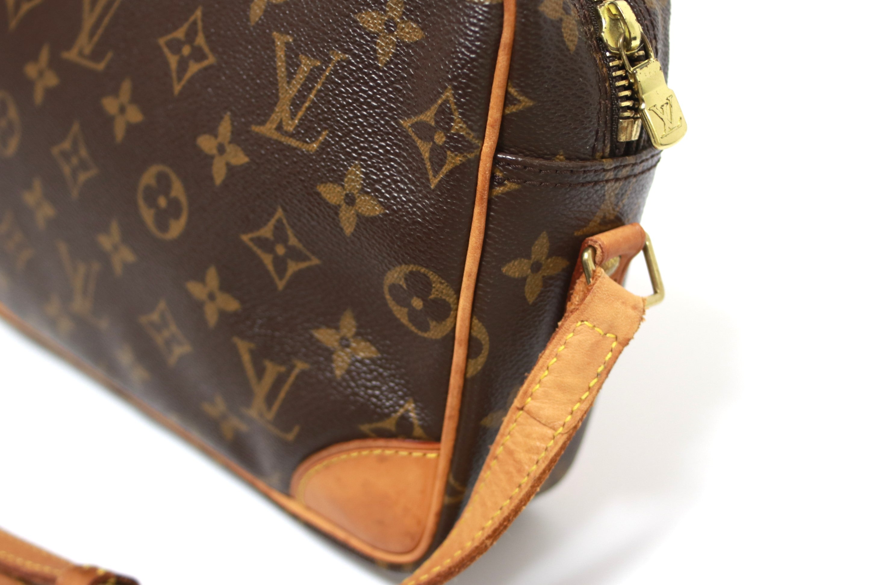 Louis Vuitton Trocadero 27 Shoulder Bag Used