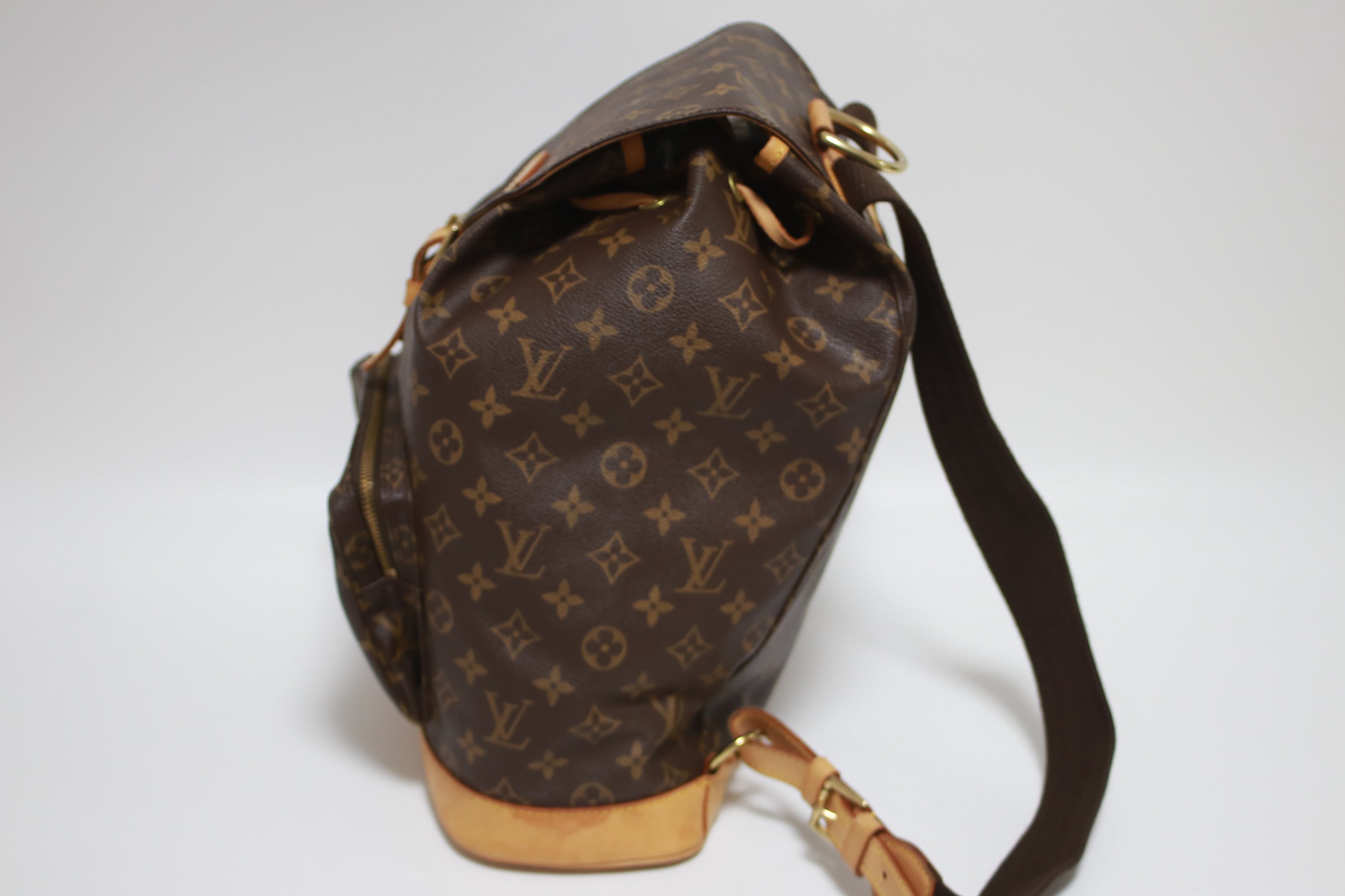 louis vuitton purse used