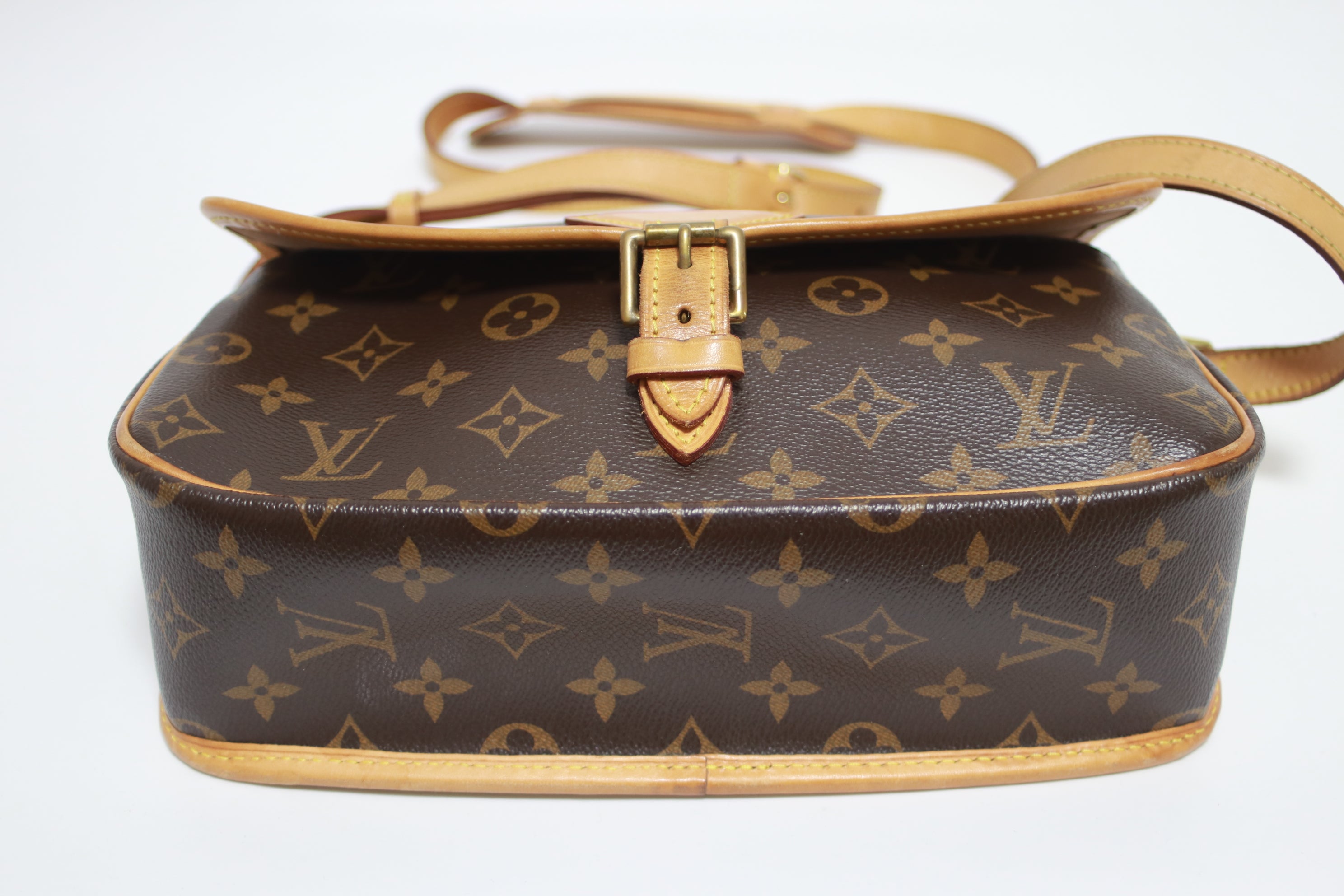 Louis Vuitton Sologne Shoulder Bag Used