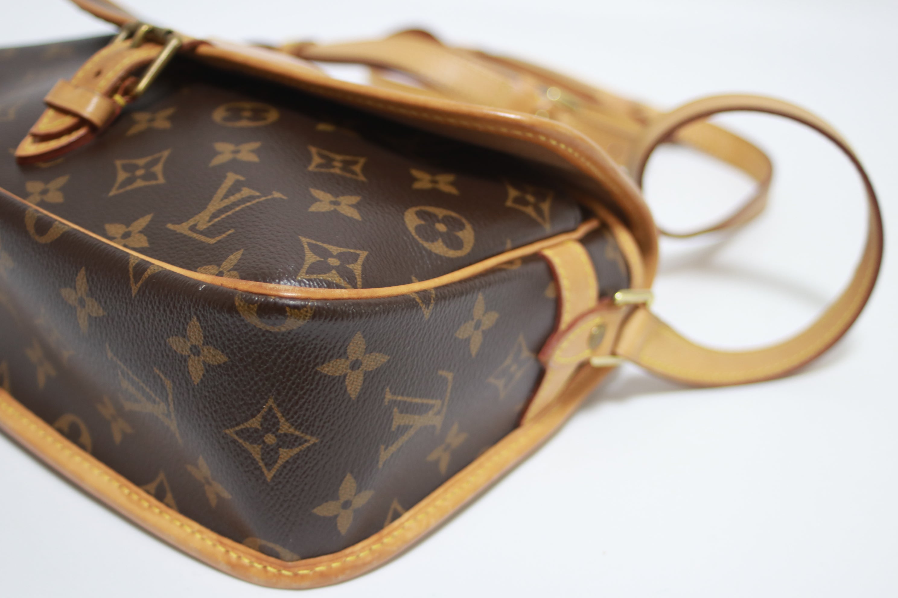 Louis Vuitton Sologne Shoulder Bag Used