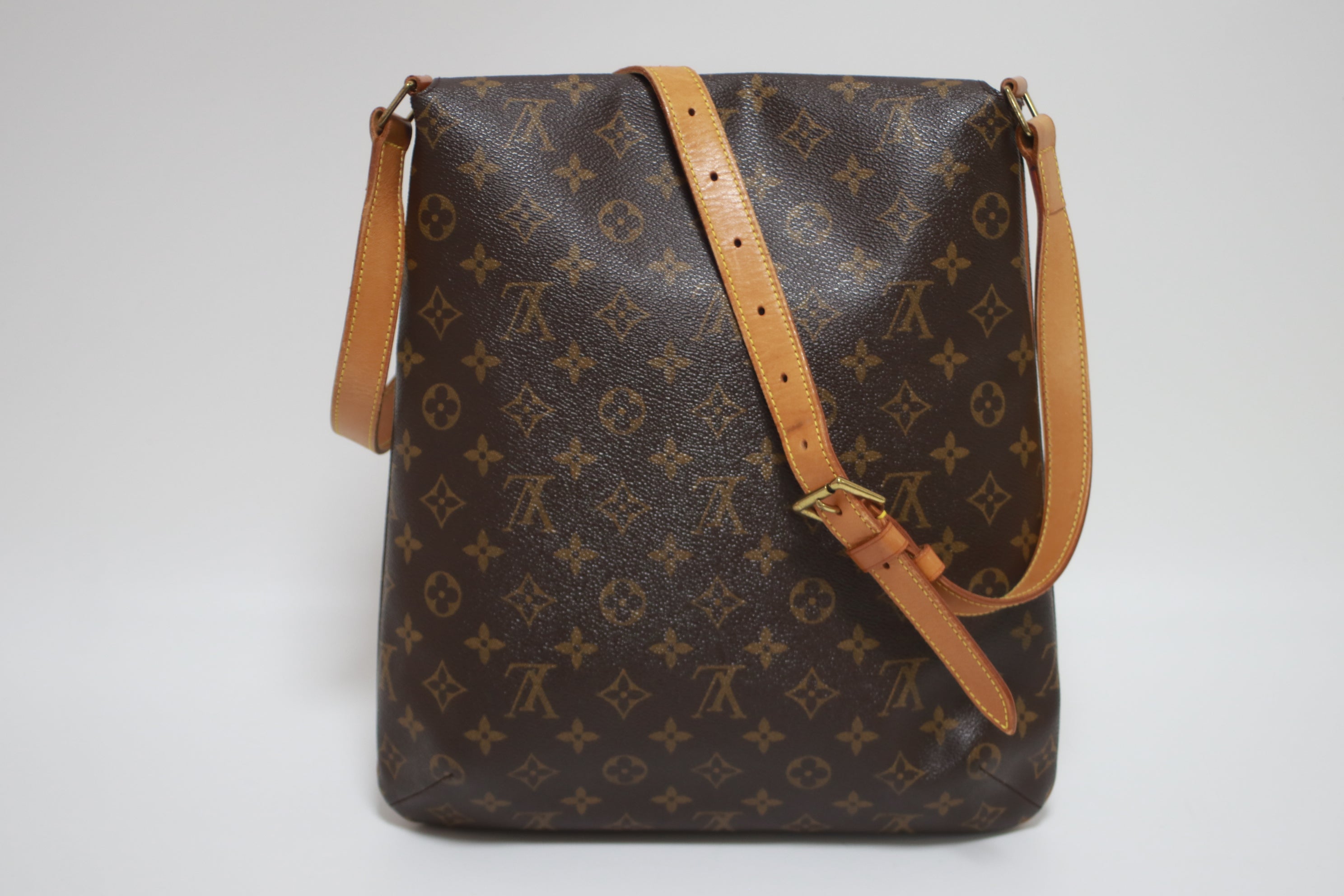 Louis Vuitton Musette Shoulder Bag Used (7925)