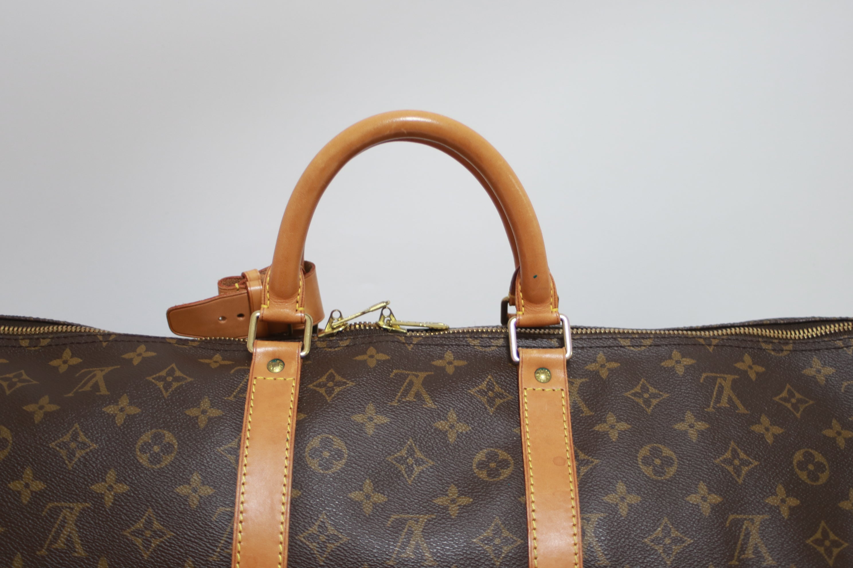 Louis Vuitton Keepall 55 Duffle Bag Used