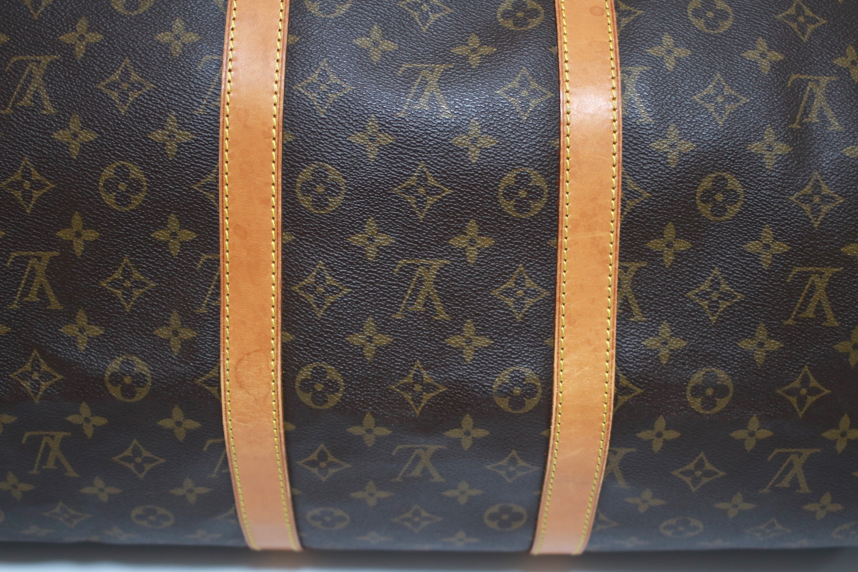 Louis Vuitton Keepall 55 Duffle Bag Used