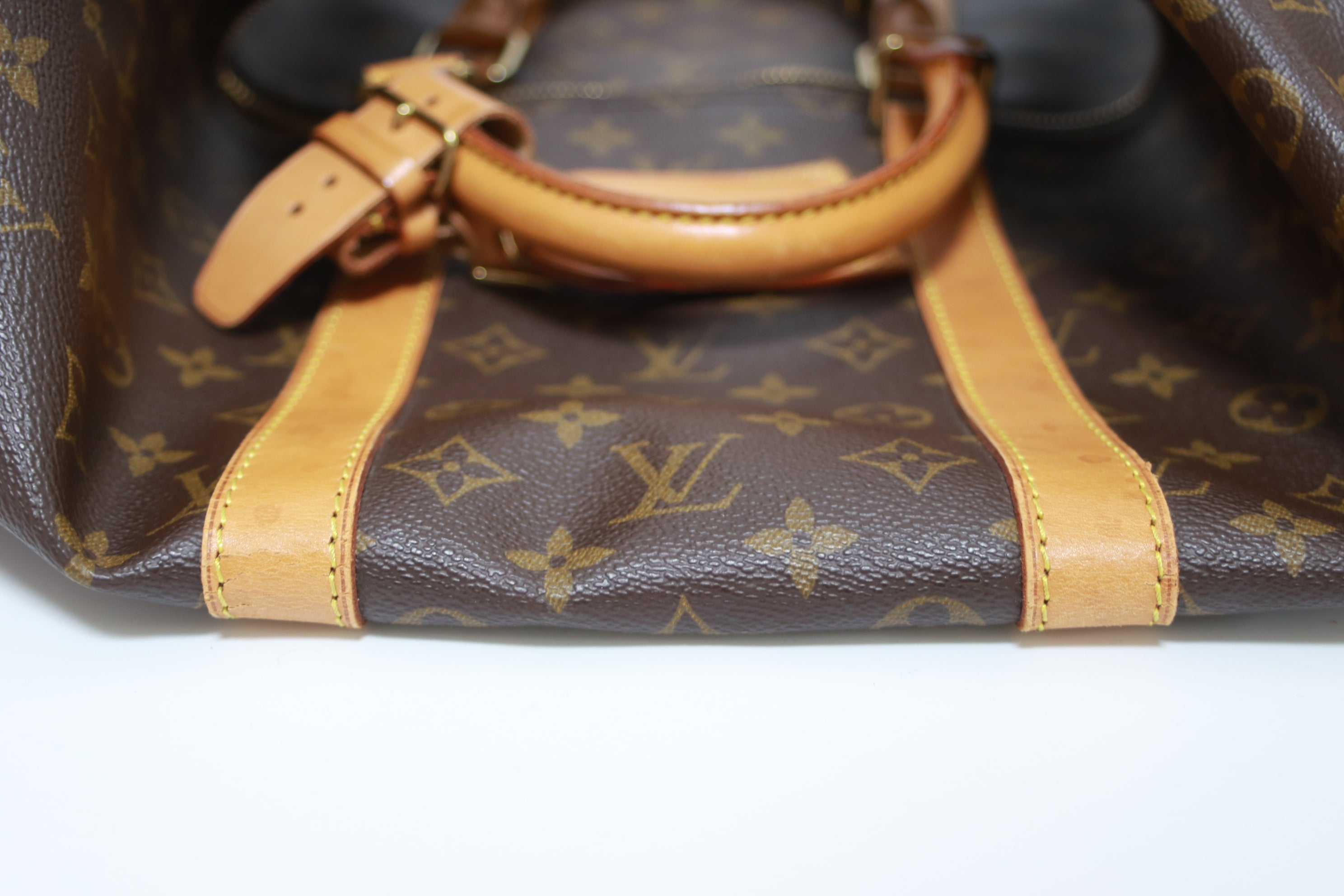 Louis Vuitton Keepall 55 Duffle Bag Used