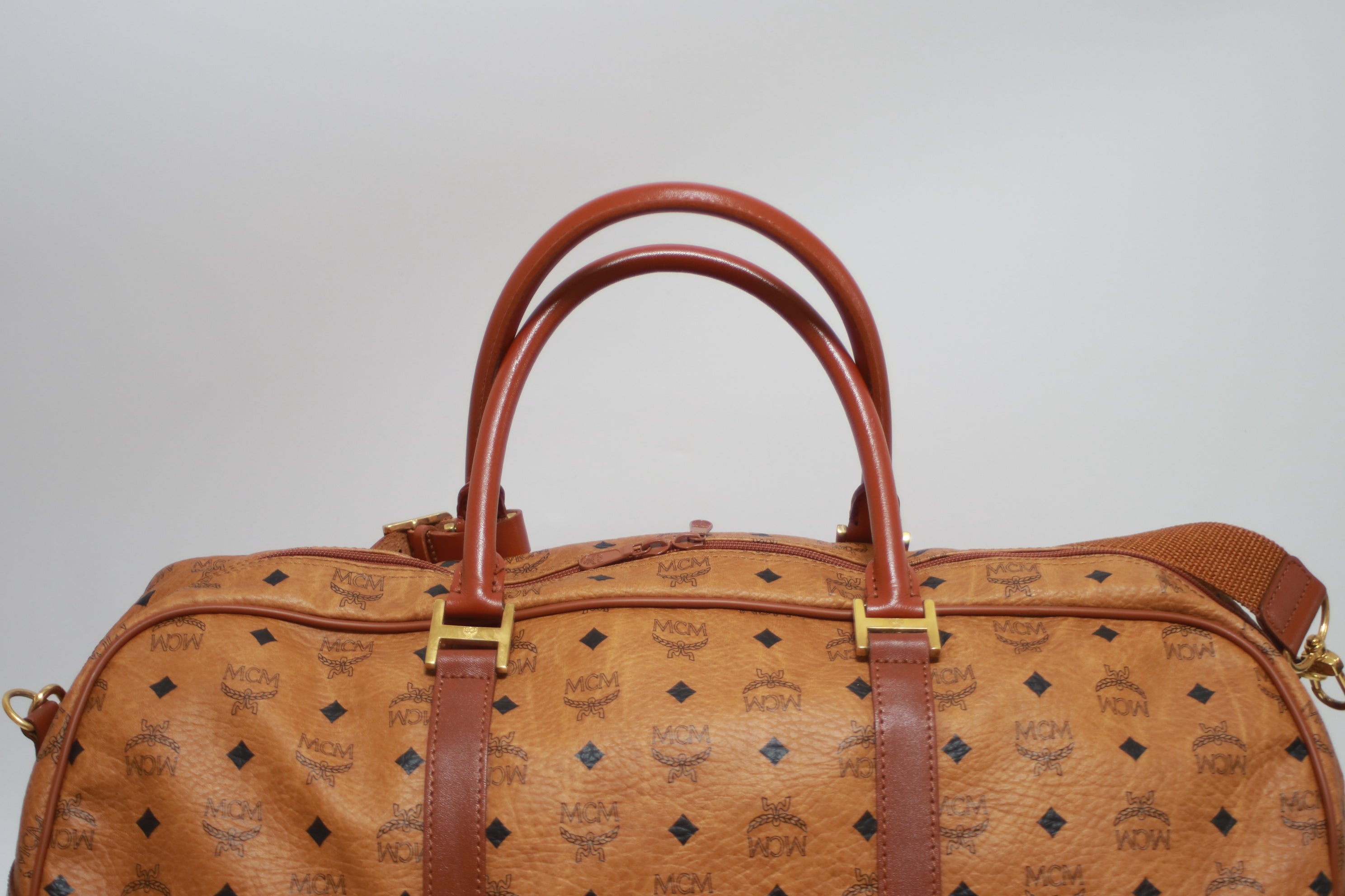 Mcm duffle bag replica best sale