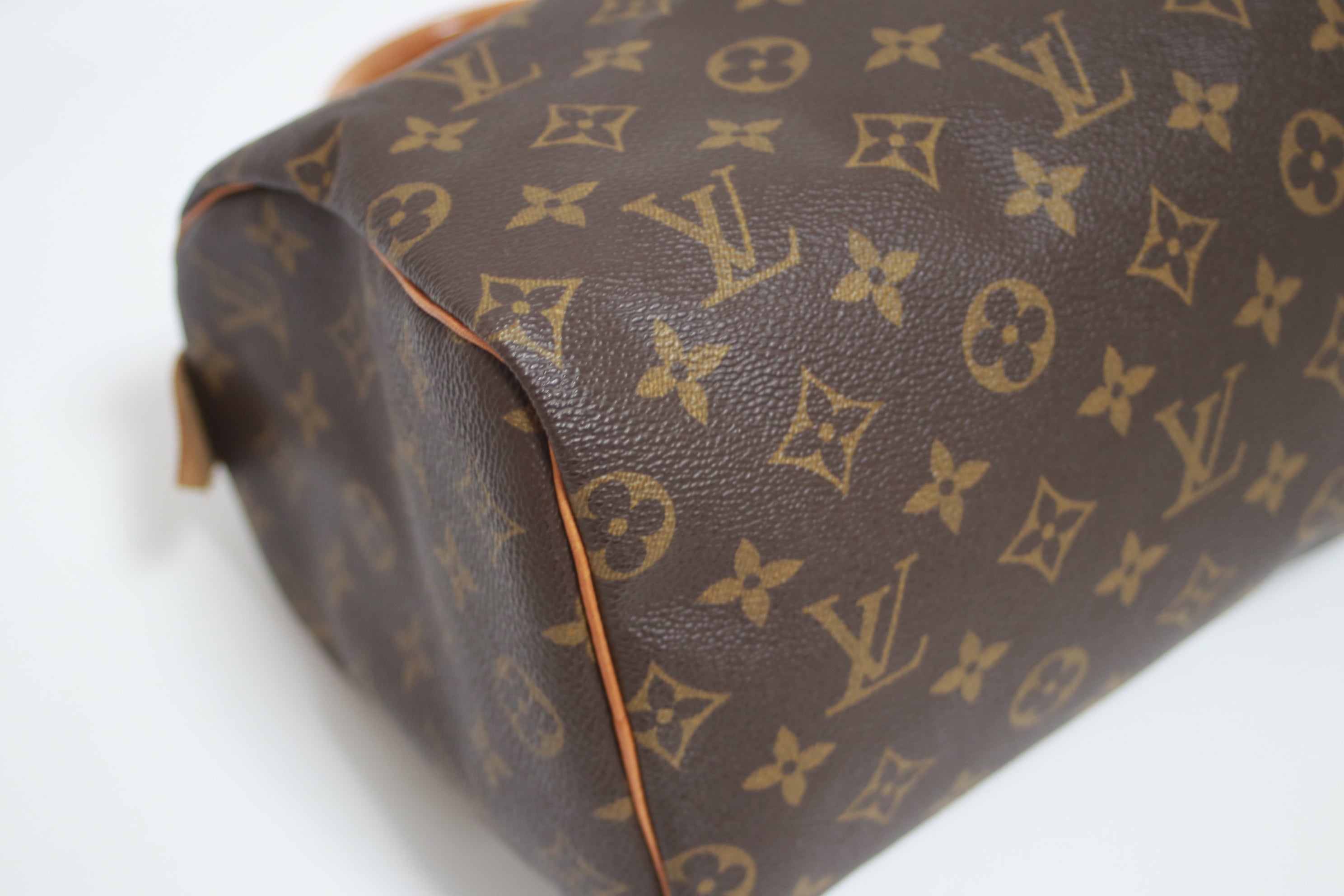 Louis Vuitton Speedy 25 Handbag Used