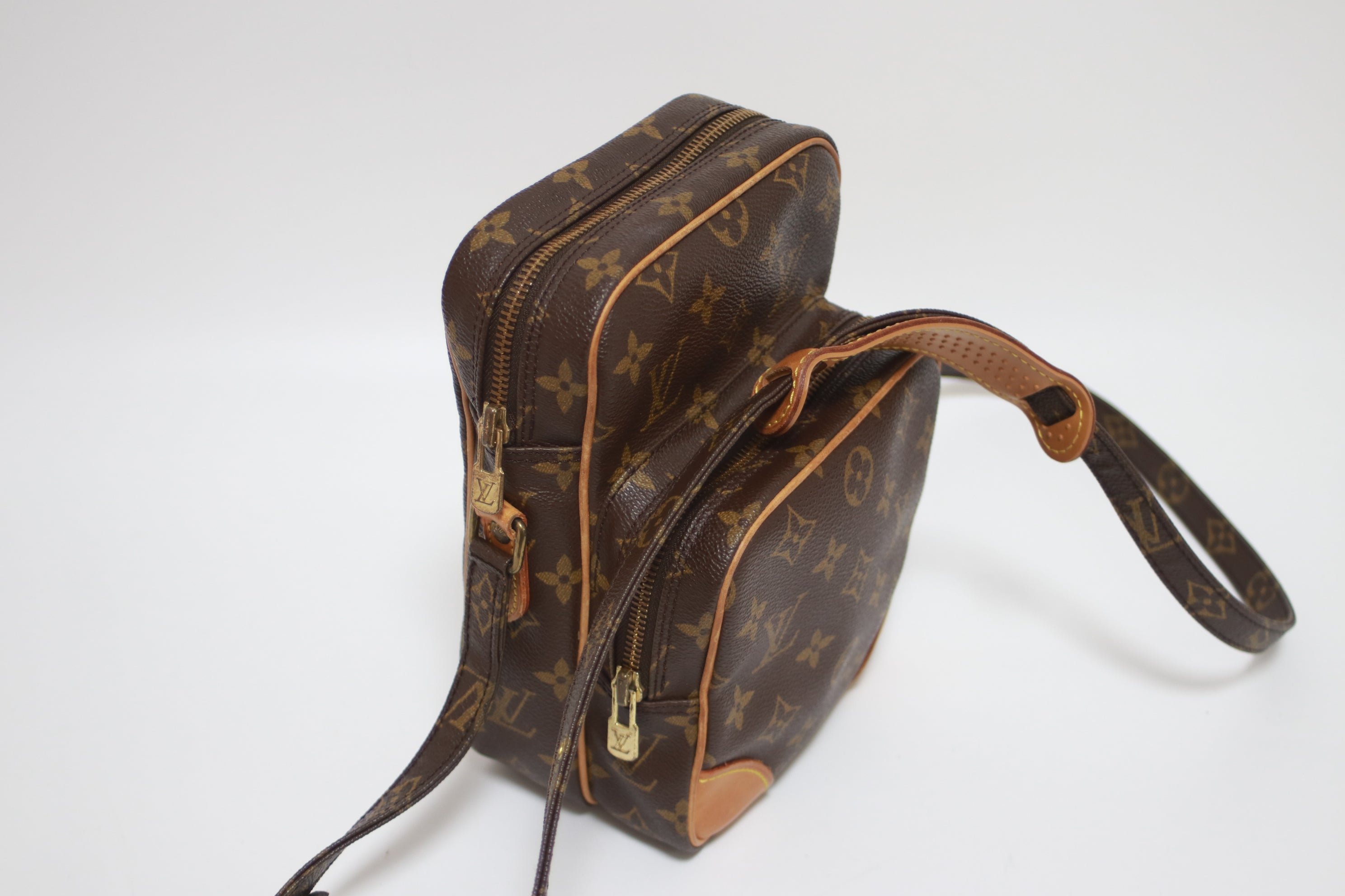 Louis Vuitton Amazone Shoulder Bag Used