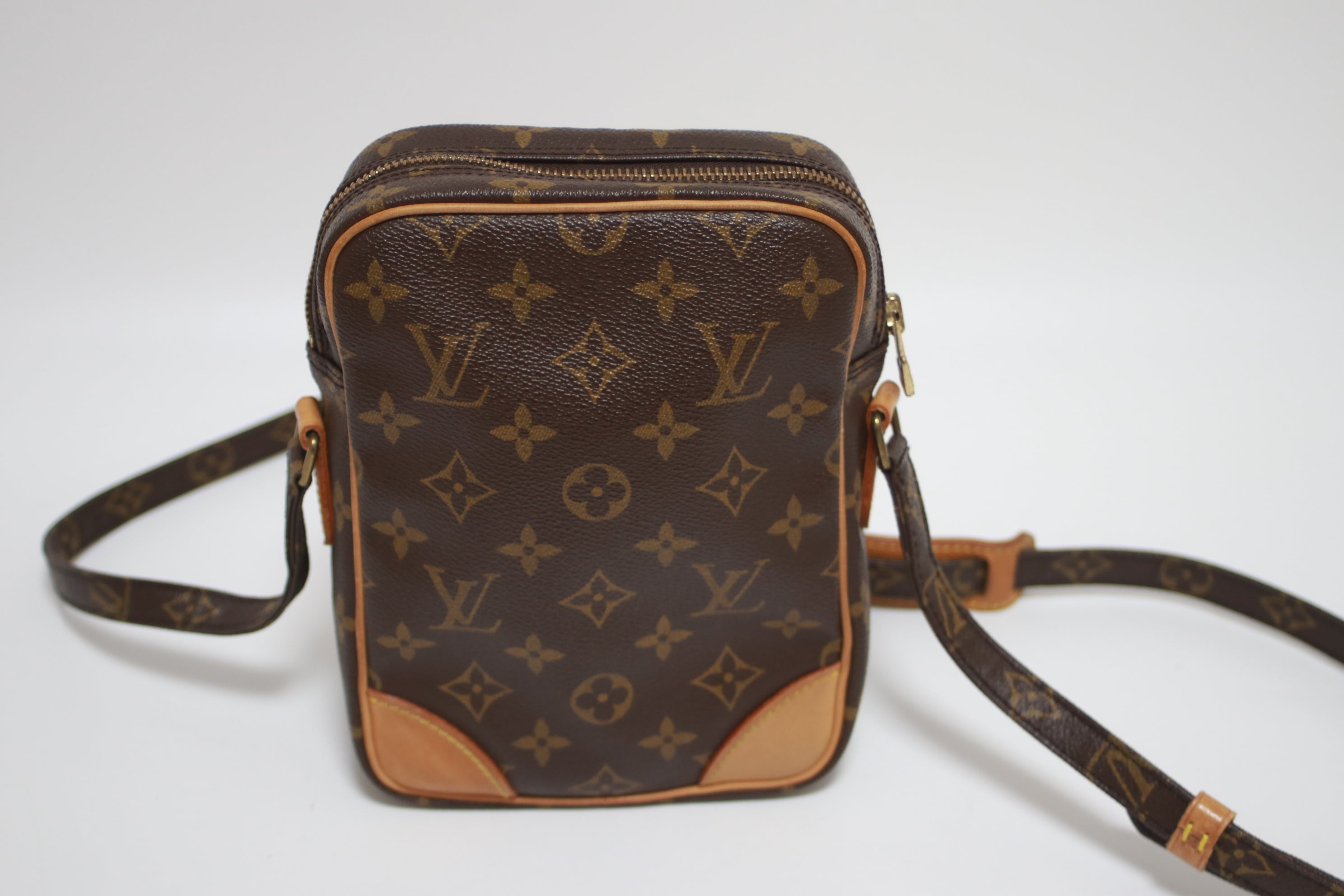 Louis Vuitton Amazone Shoulder Bag Used