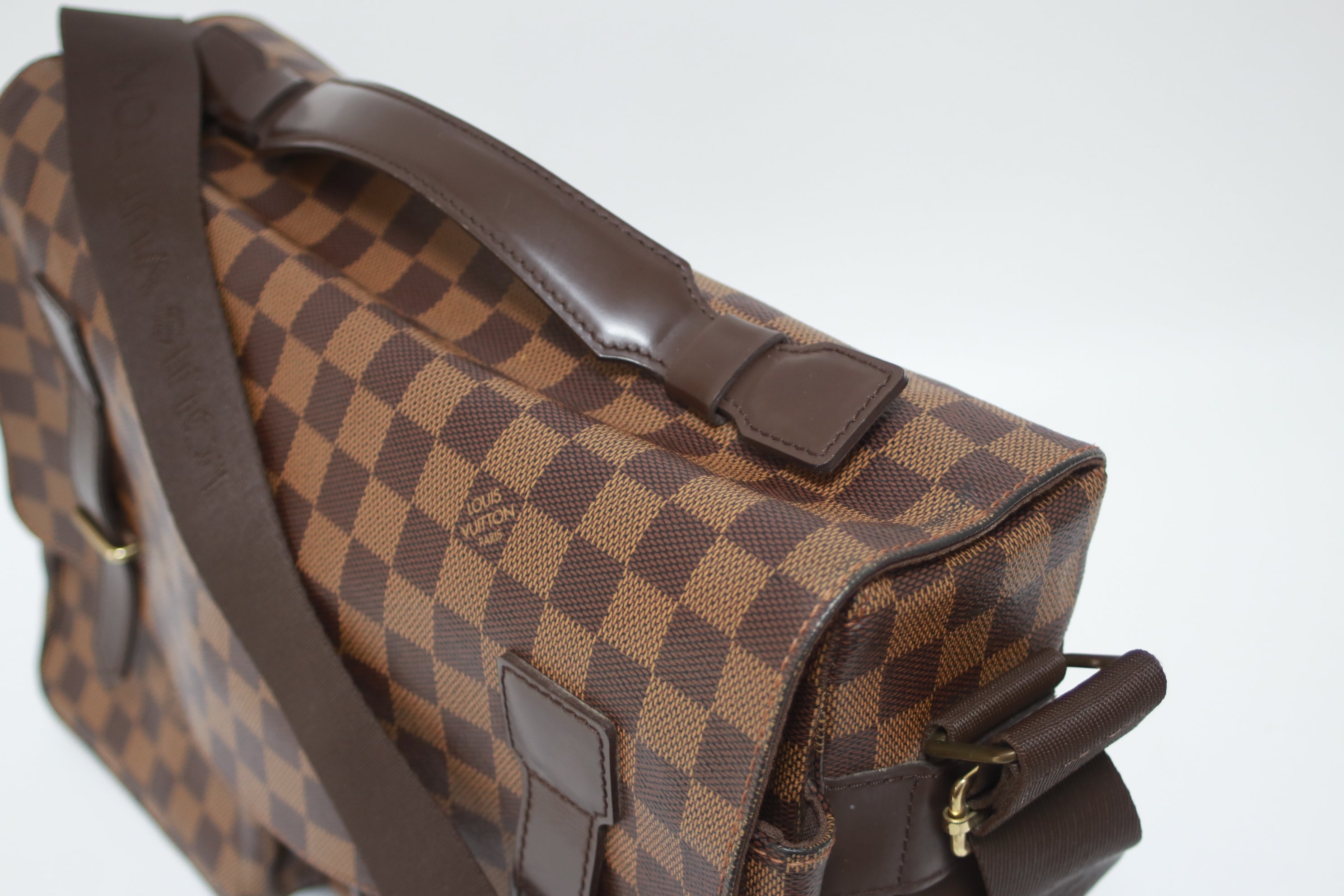 Louis Vuitton Broadway Damier Ebene Messenger Bag Used (7954)