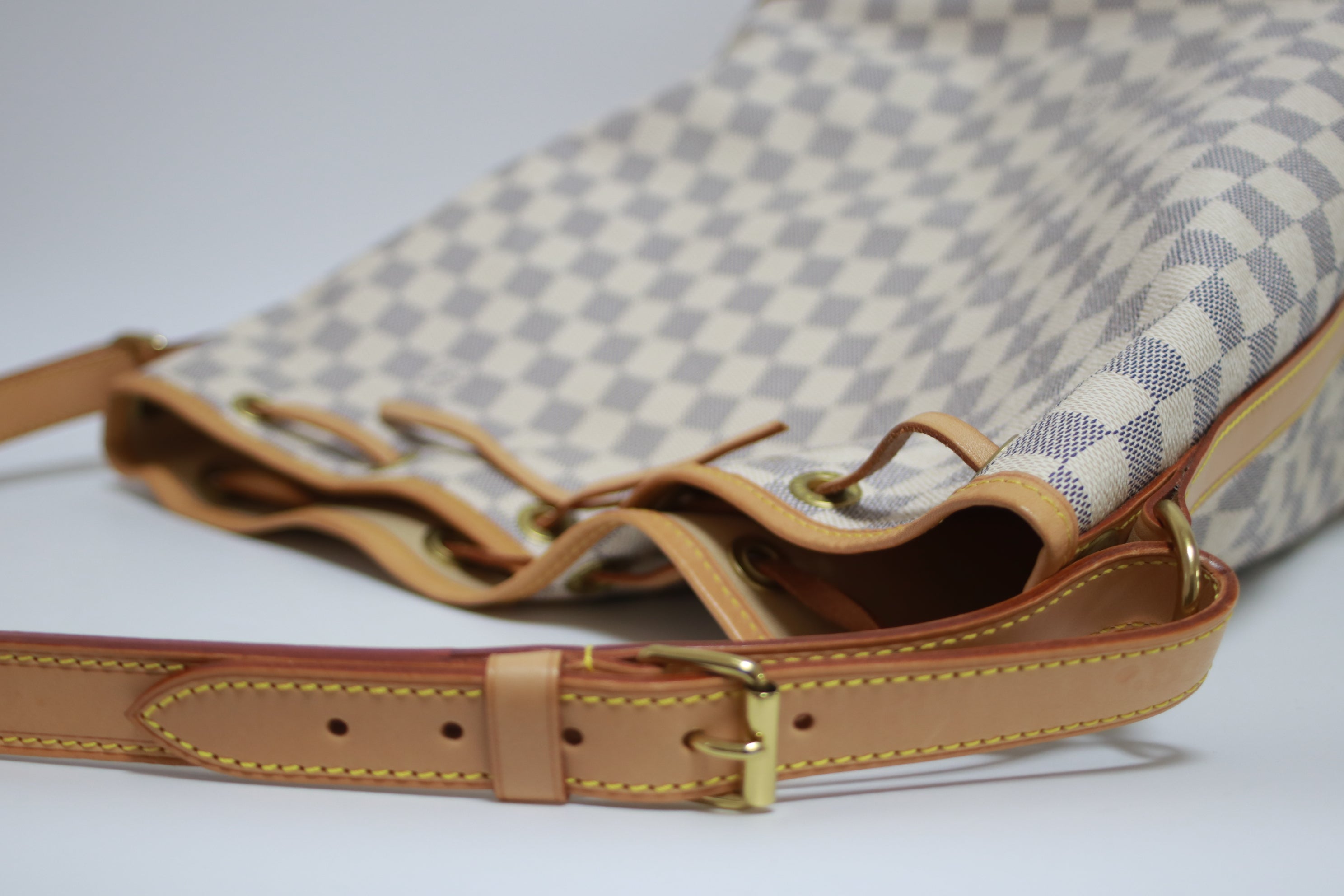 Louis Vuitton Noe GM Damier Azur Shoulder Bag Used (7957)