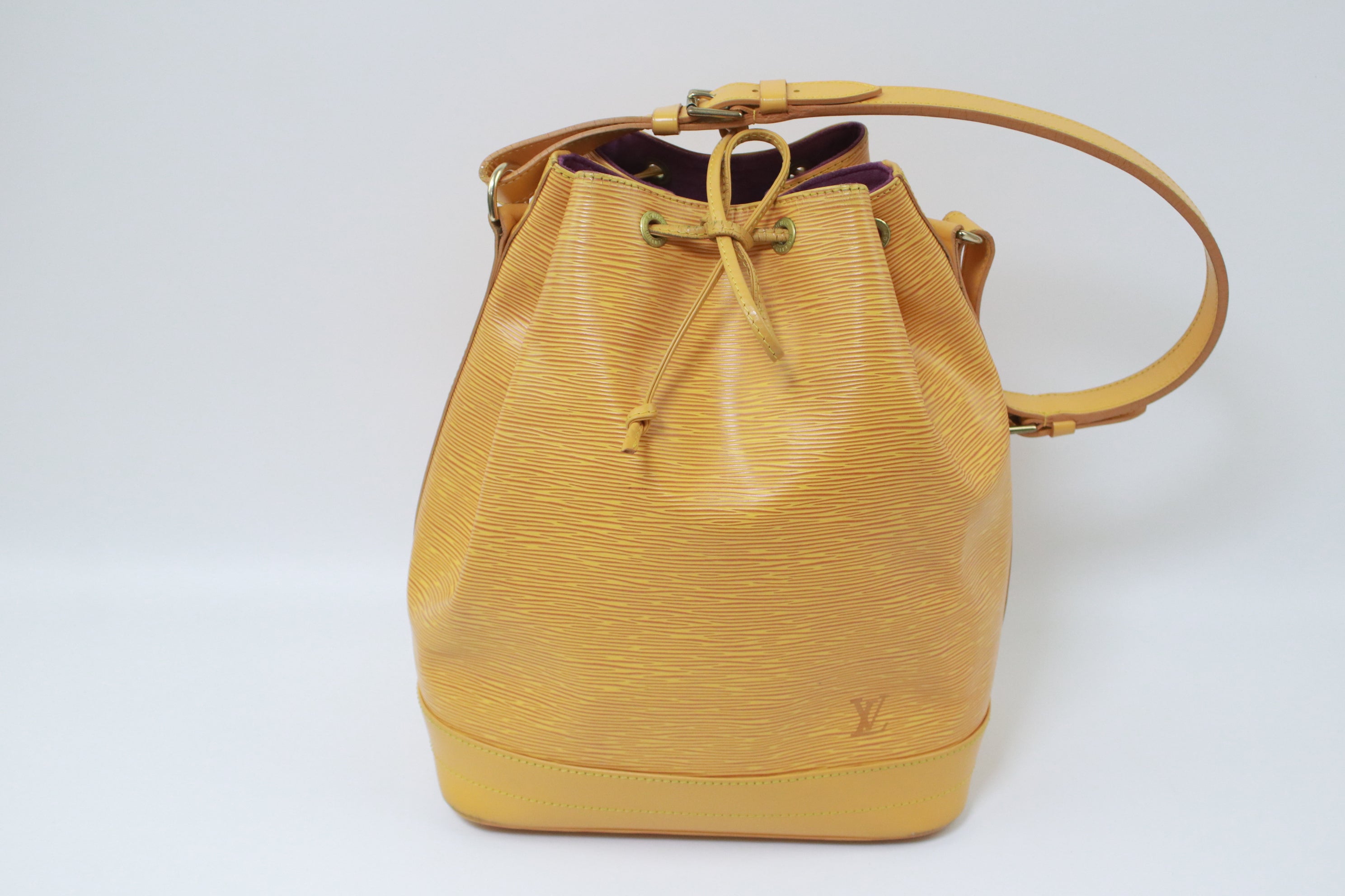 Louis Vuitton Noe GM Epi Yellow Shoulder Bag Used (6961)