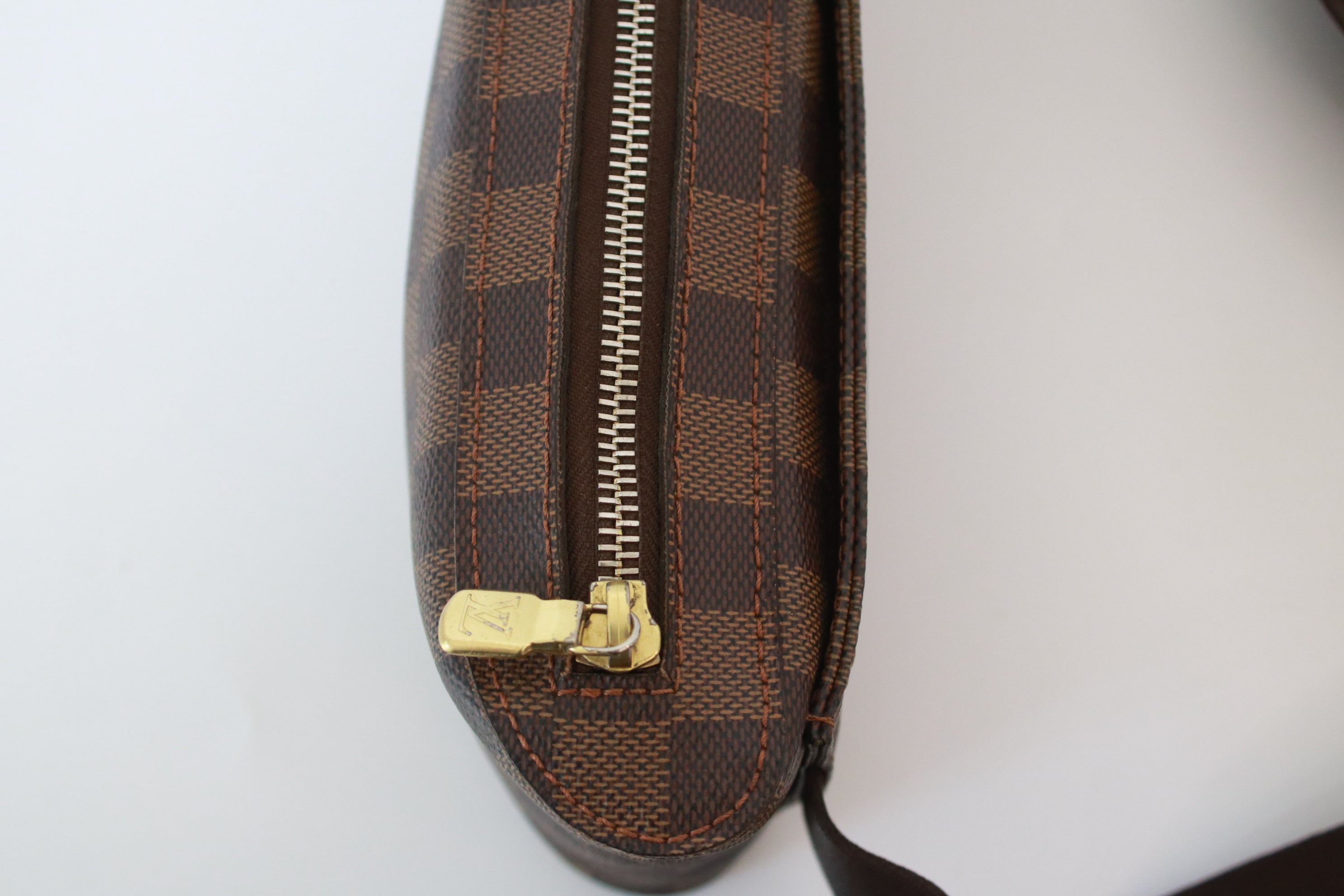 Louis Vuitton Geronimo Beltbag/Bodybag Used (6958)