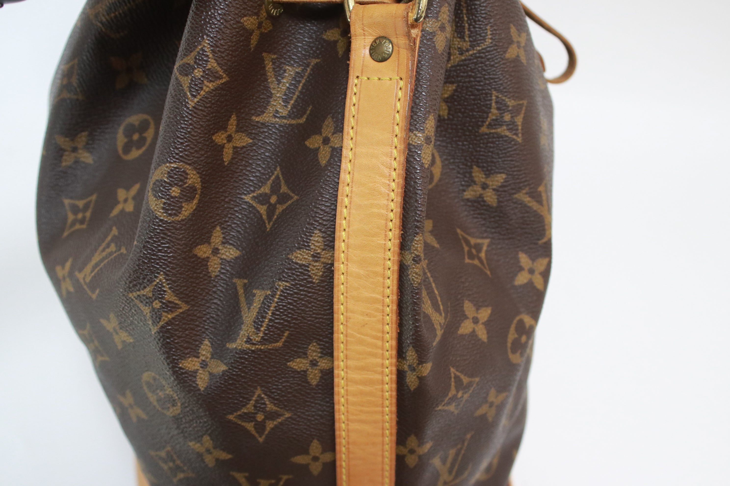 Louis Vuitton Noe GM Shoulder Bag Used (6922)