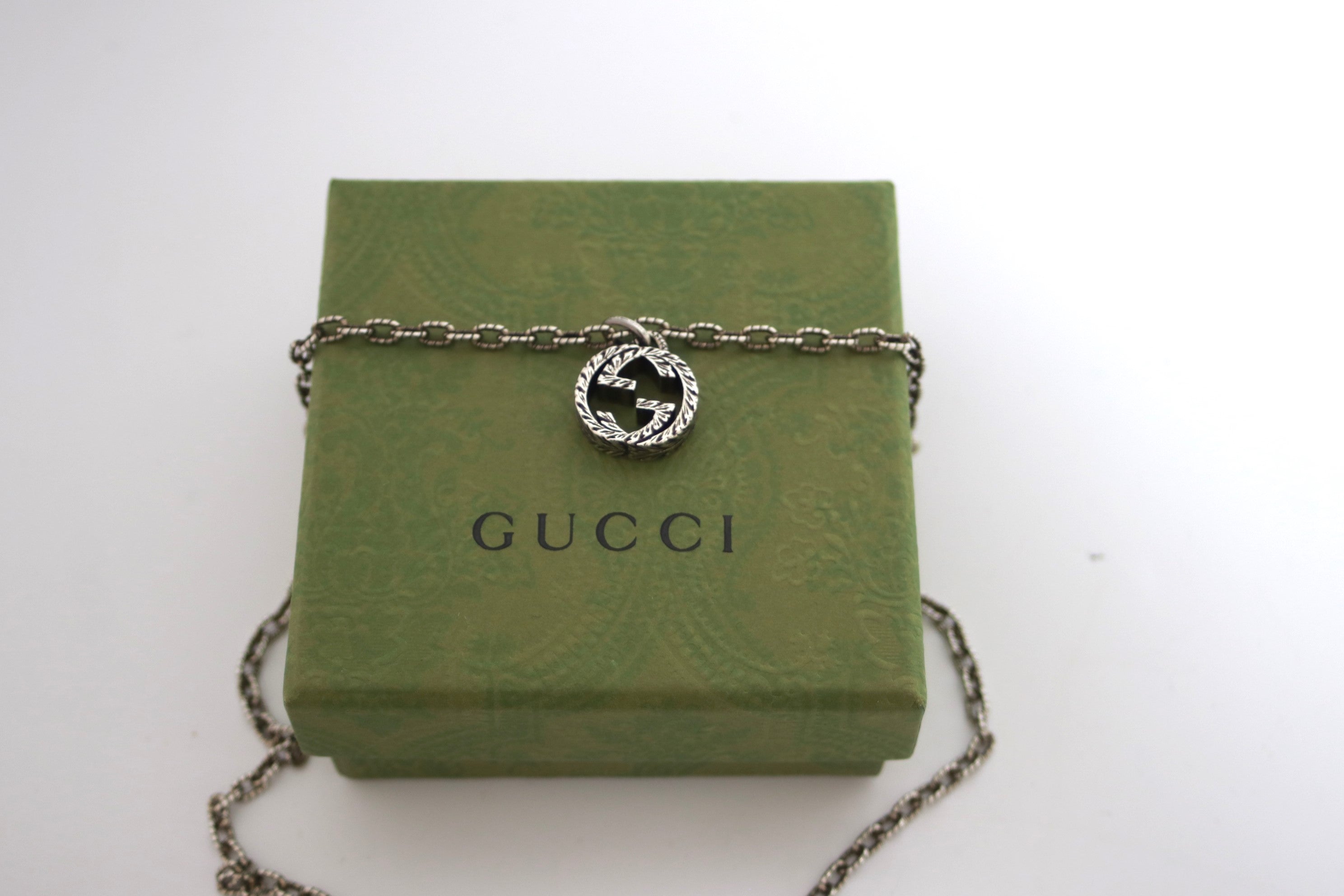 Gucci Interlocking Silver Necklace 45 cm Used (7823)