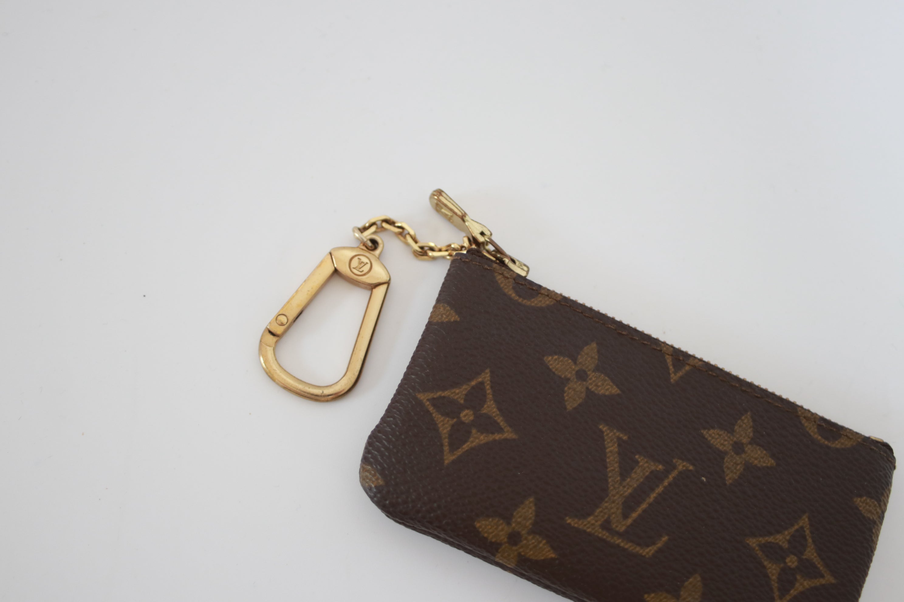Louis Vuitton Key Pouch Monogram Used (8067)