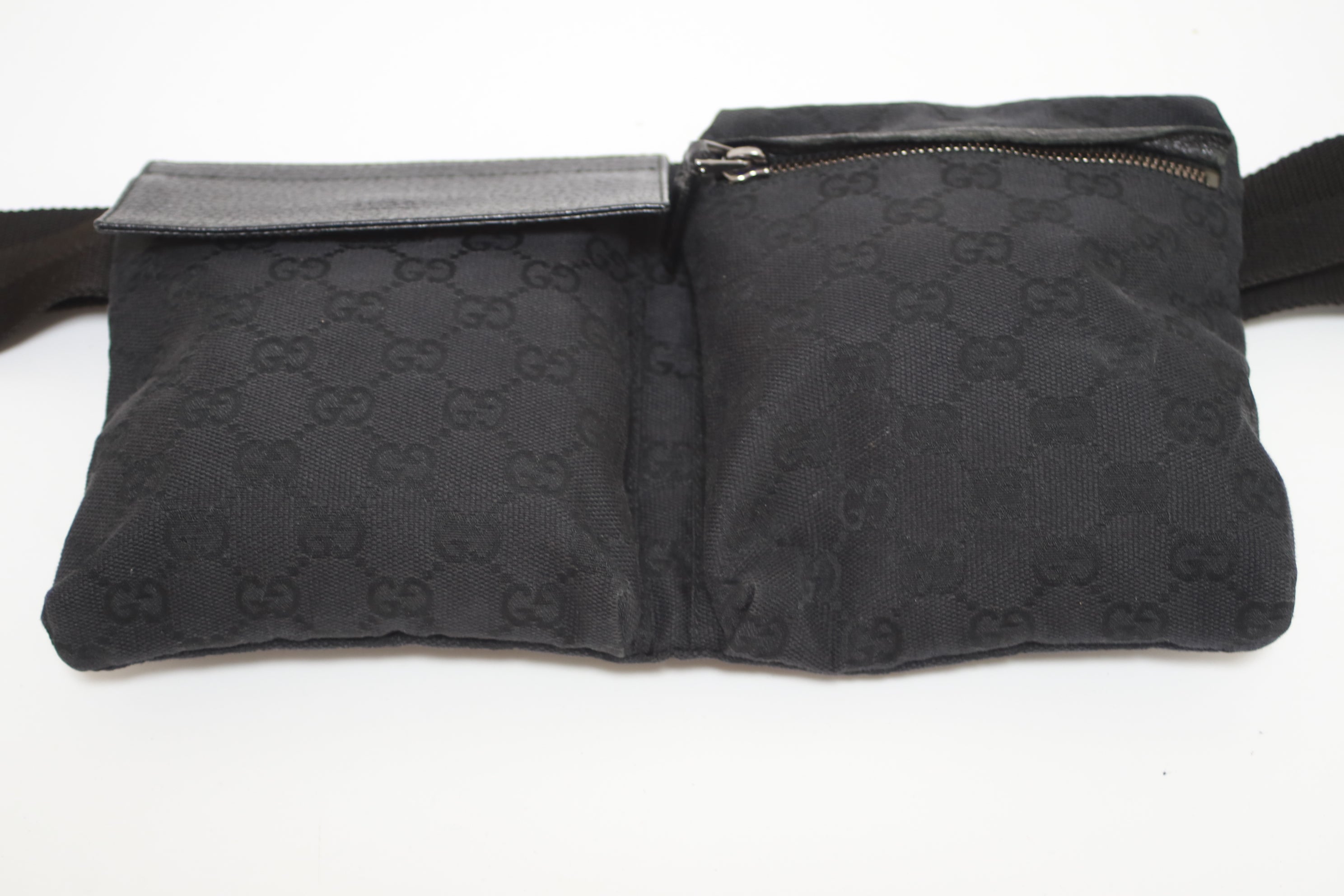 Gucci Waist Bag Black Used