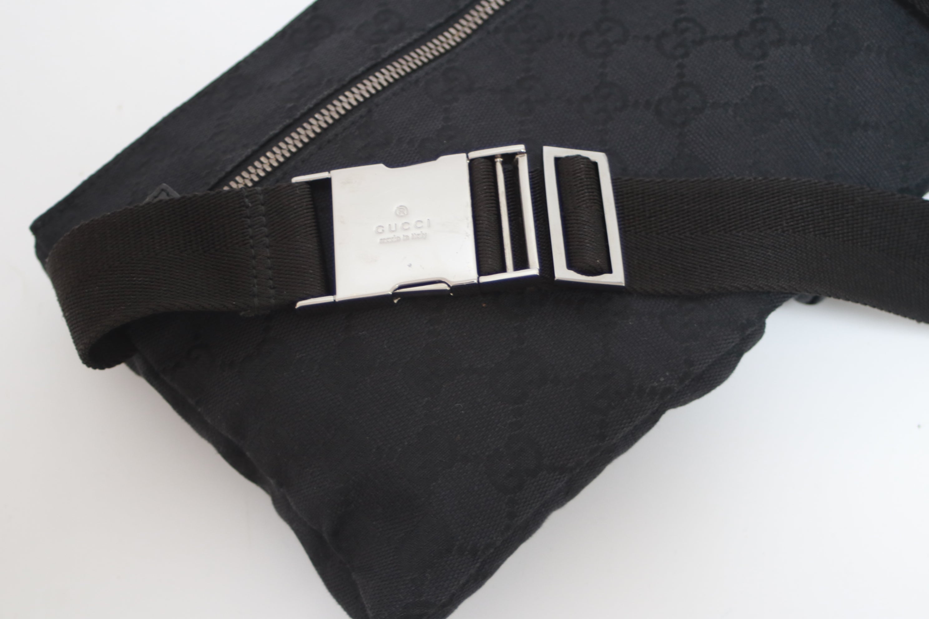 Gucci Waist Bag Black Used