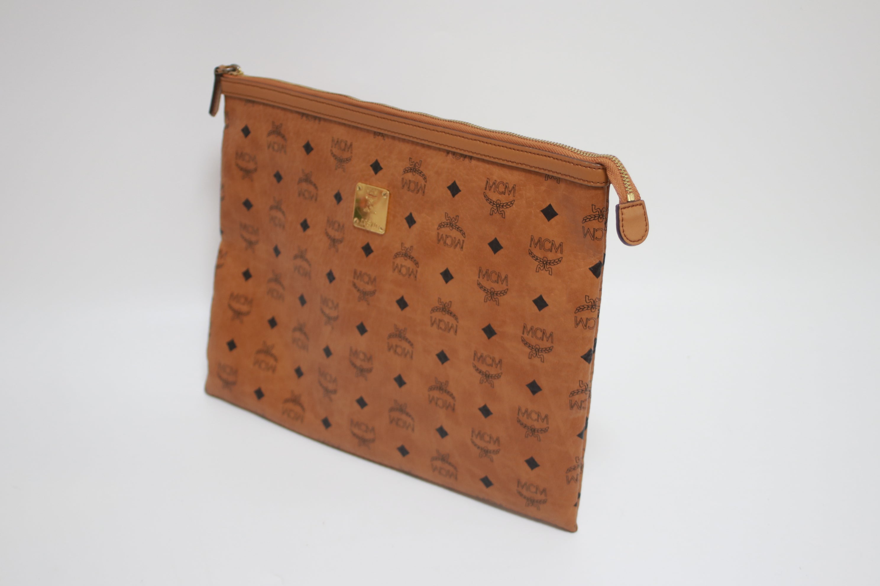 Mcm clutch best sale