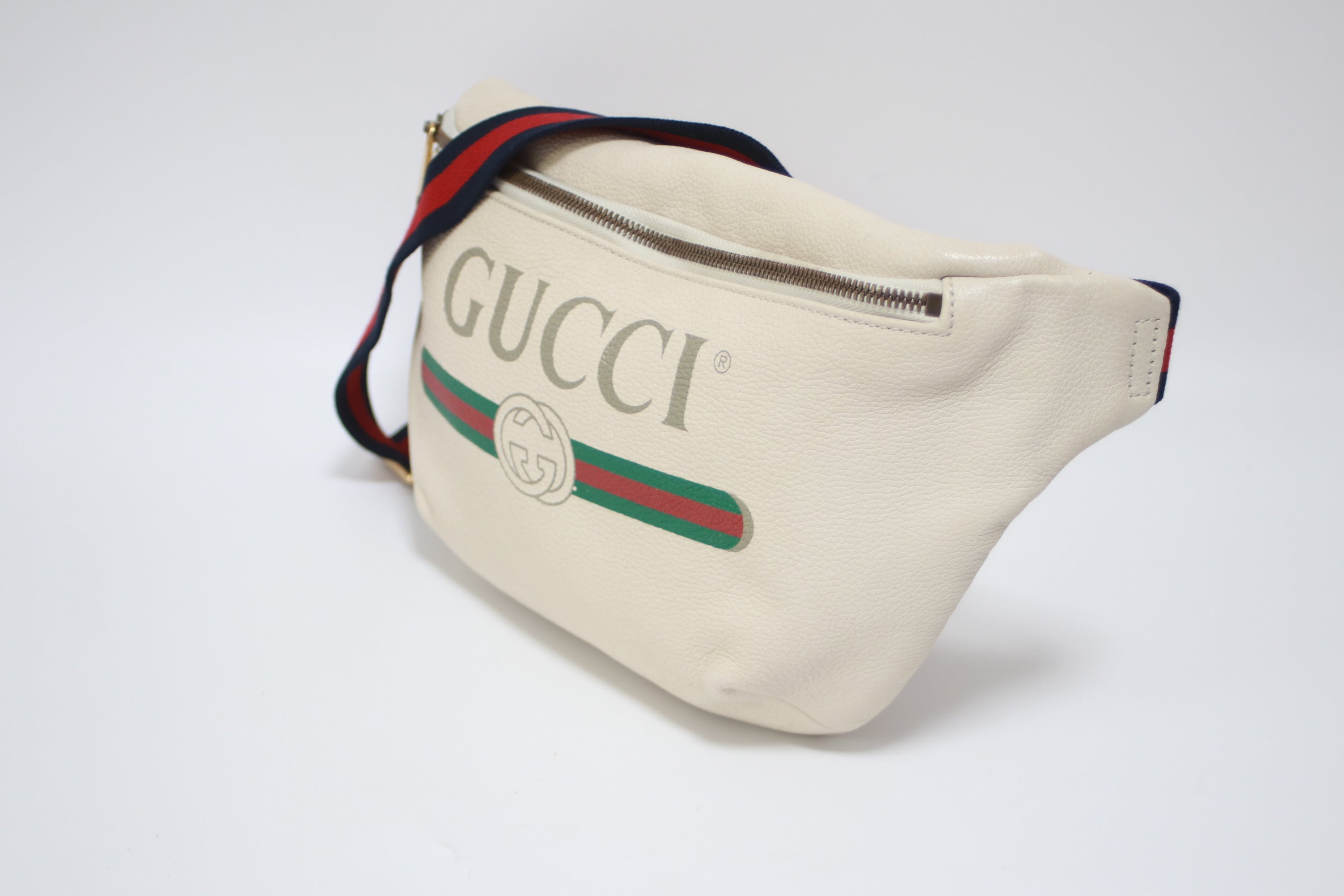Gucci Leather Beltbag Used (8079)