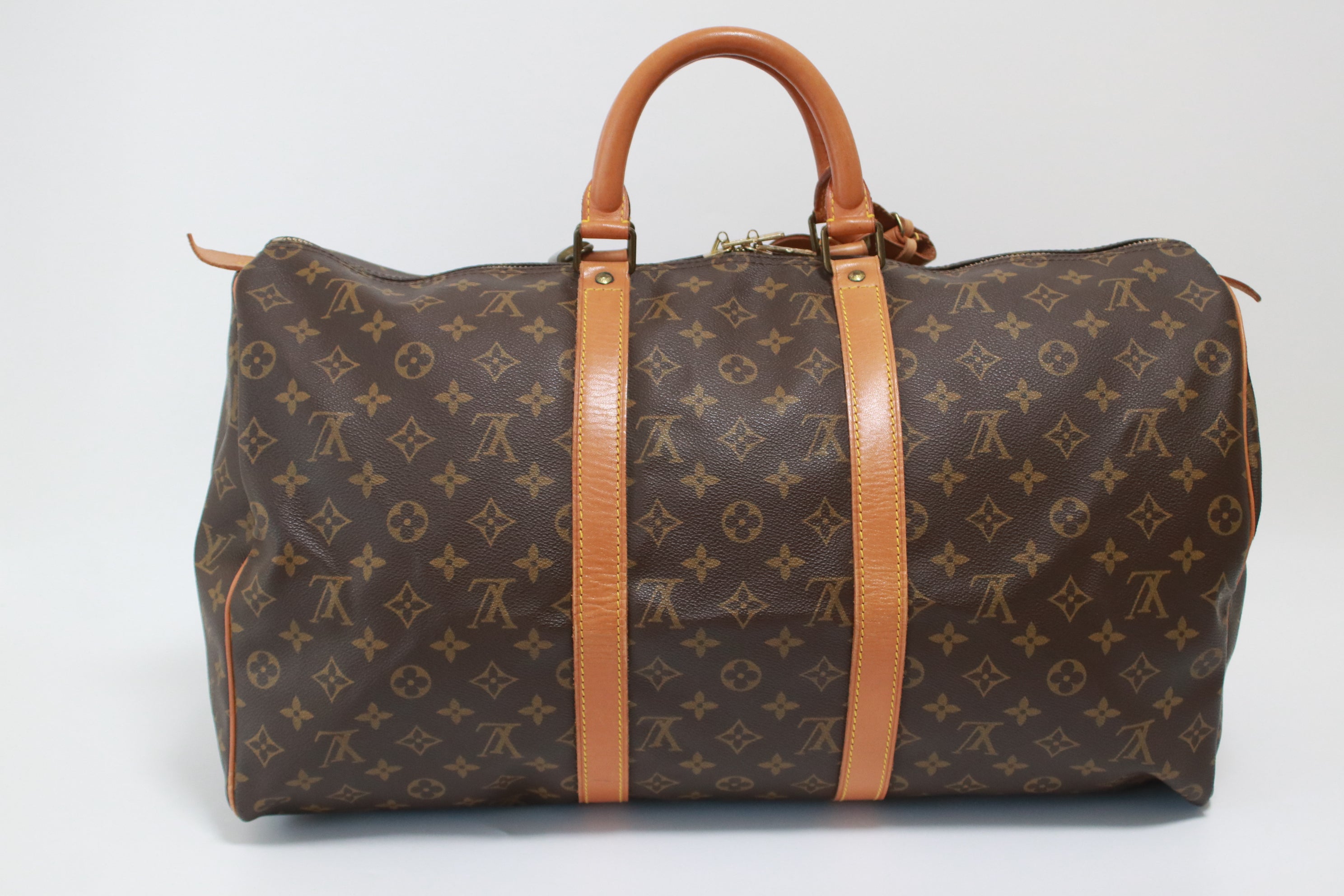 Used louis 2025 vuitton duffle