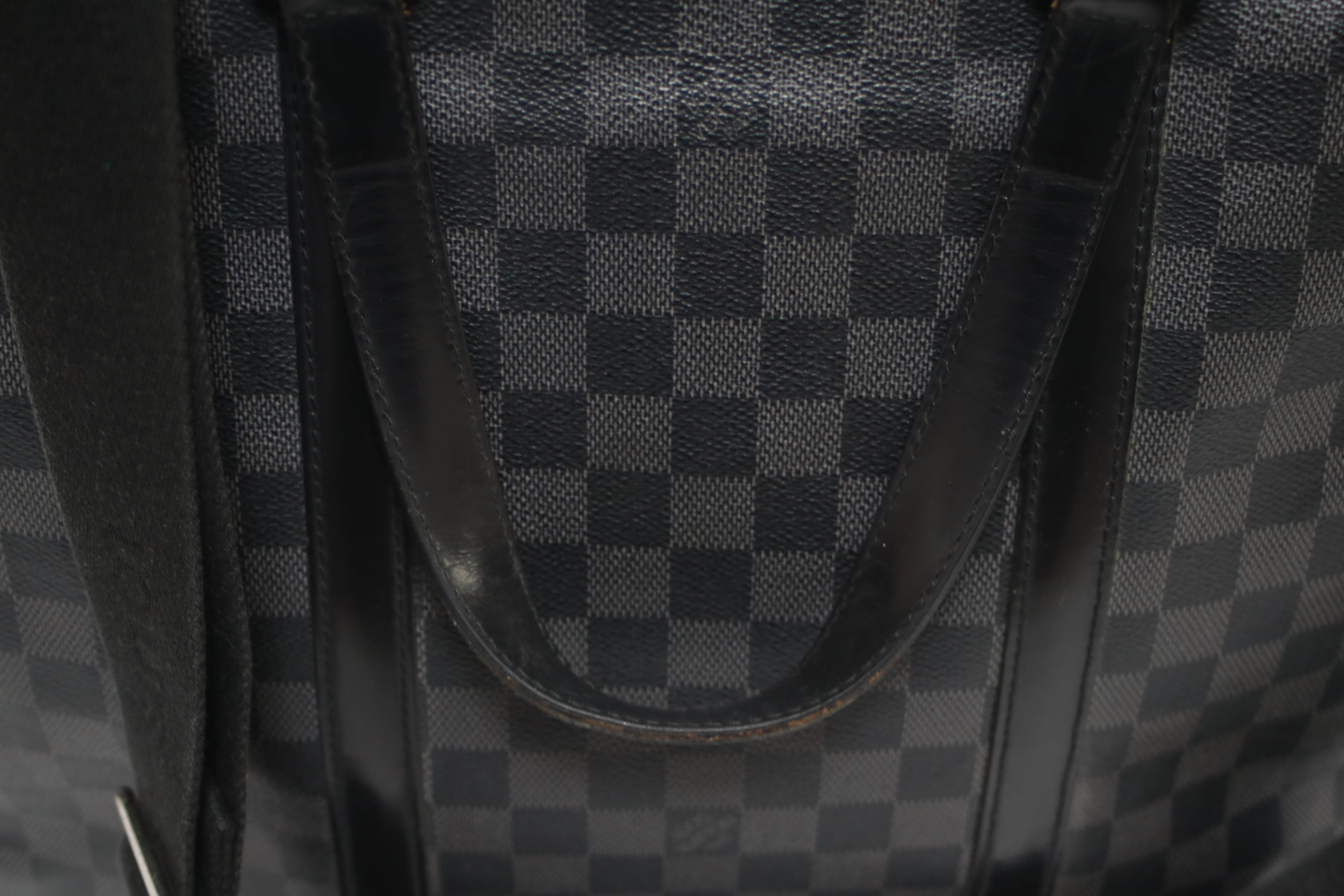 Louis Vuitton Tadao PM Damier Graphite Messenger Tote Bag Used