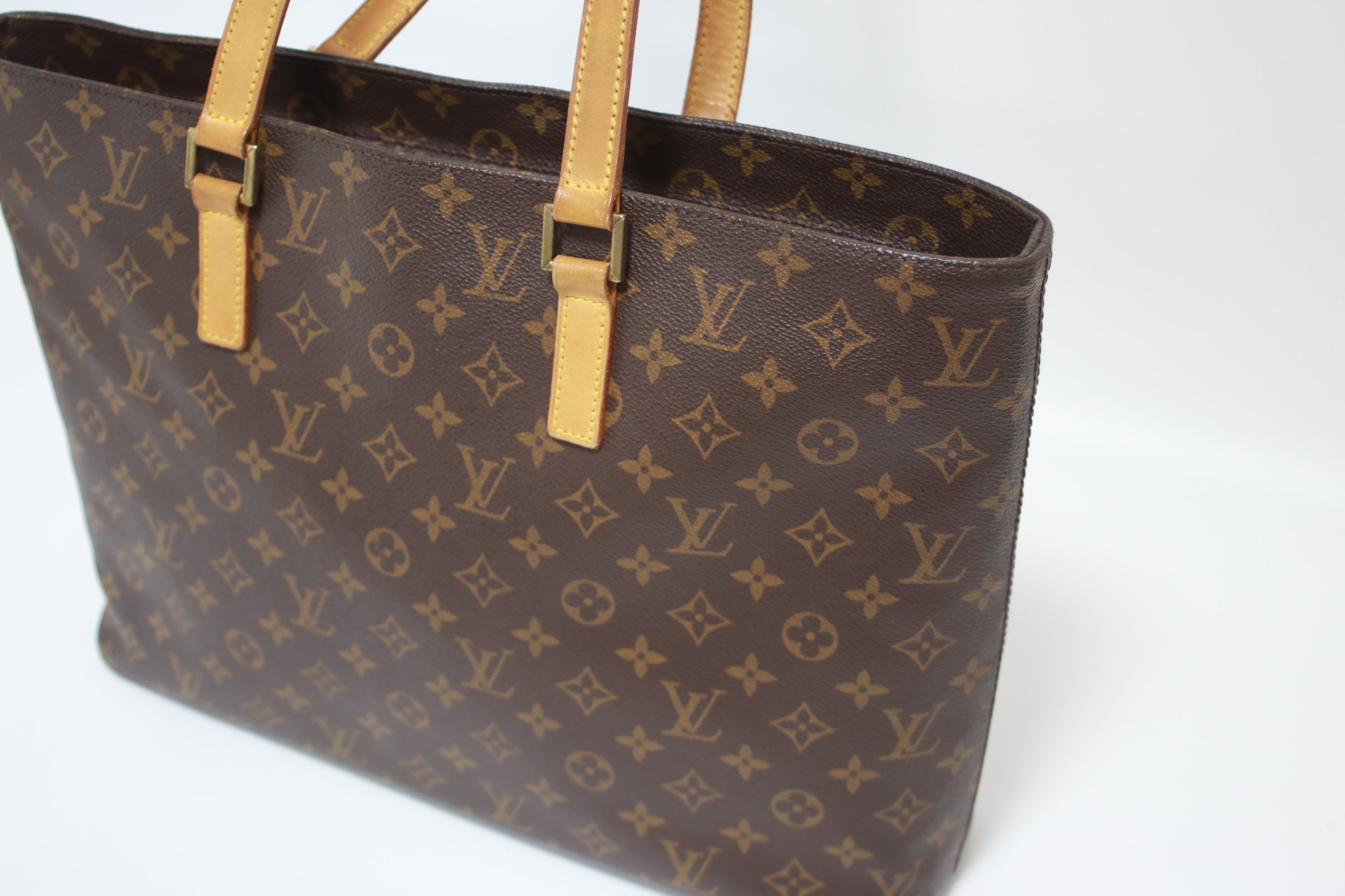 Louis Vuitton Luco Shoulder Tote Bag Used