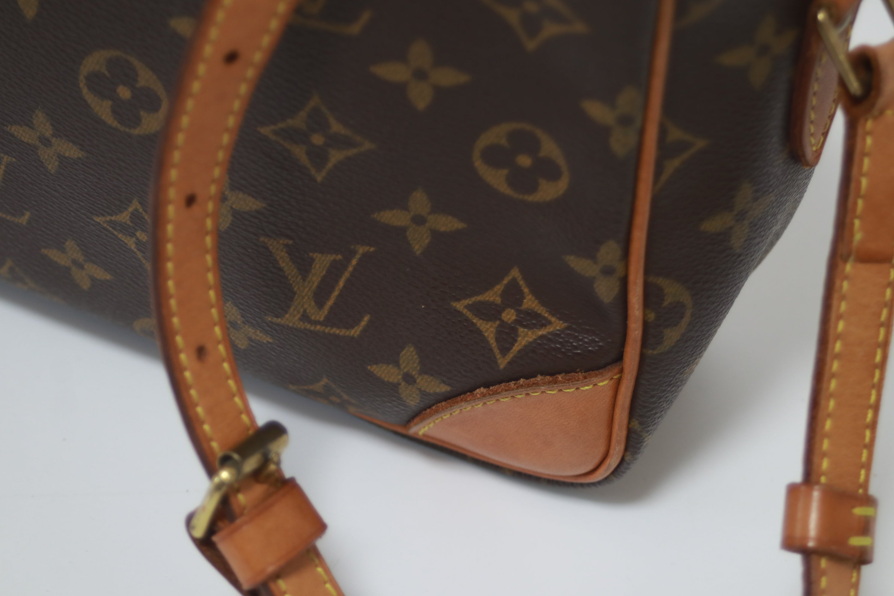 Louis Vuitton Trocadero Shoulder Bag Used