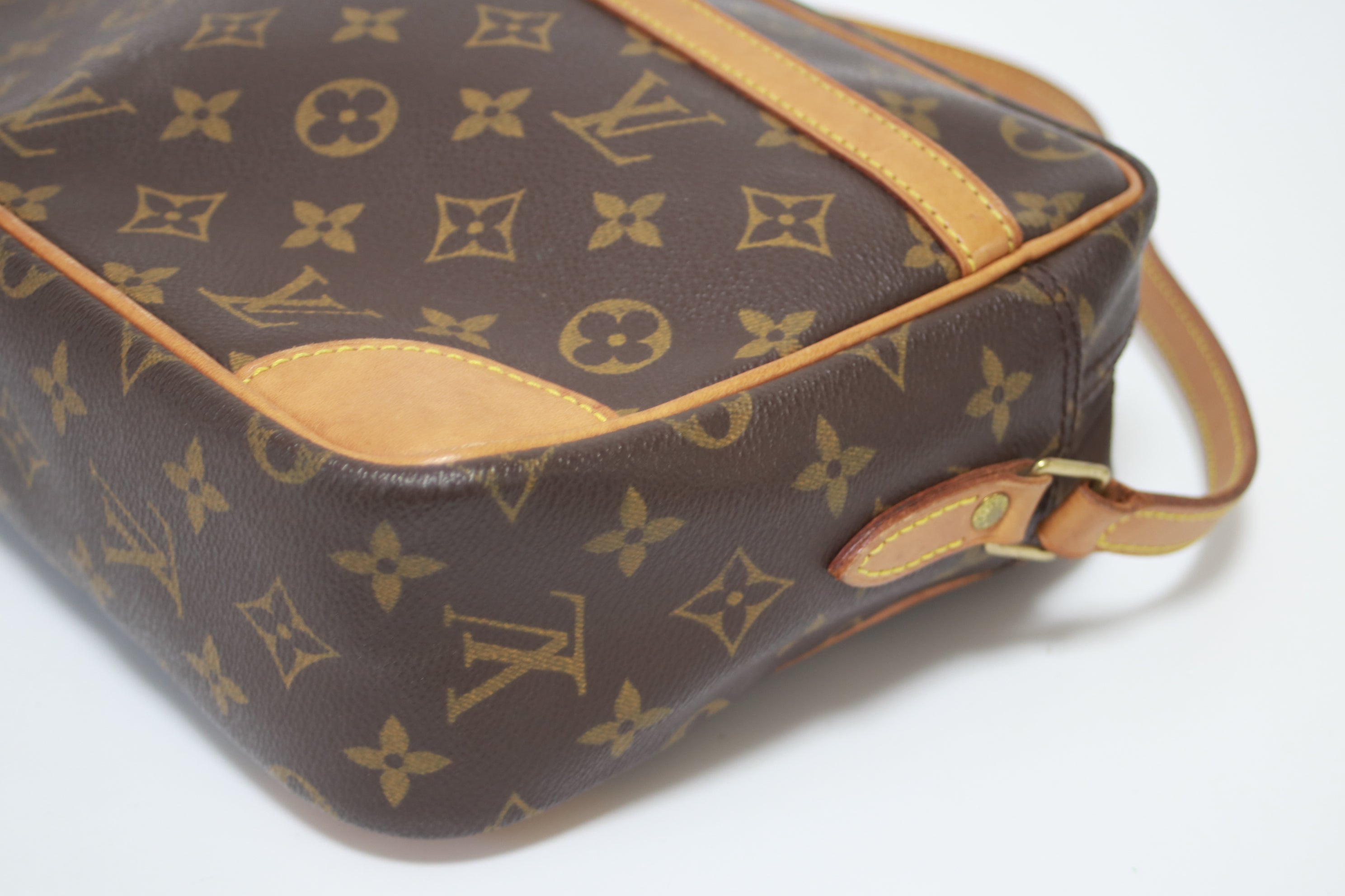 Louis Vuitton Trocadero Shoulder Bag Used