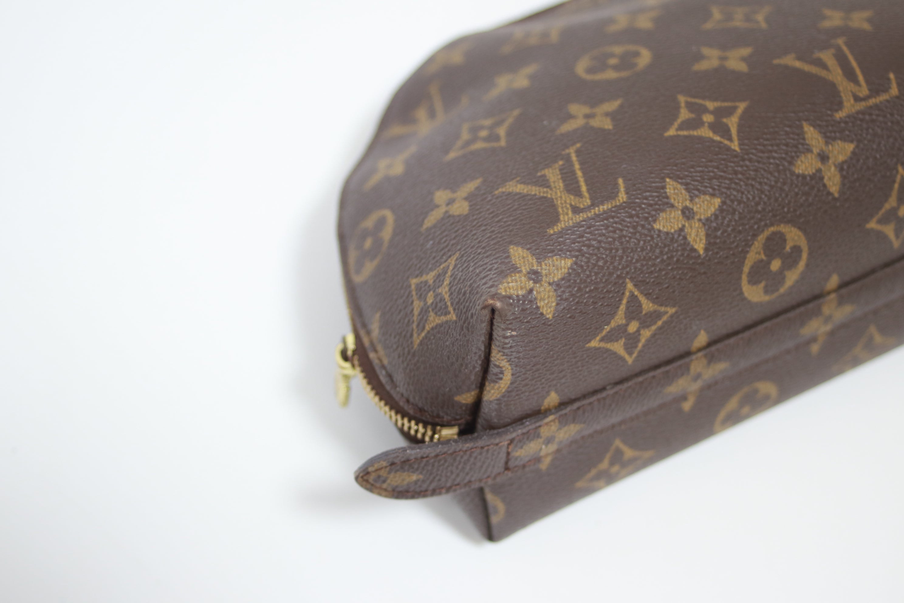 Louis Vuitton Demi Ronde Pouch Used (8098)