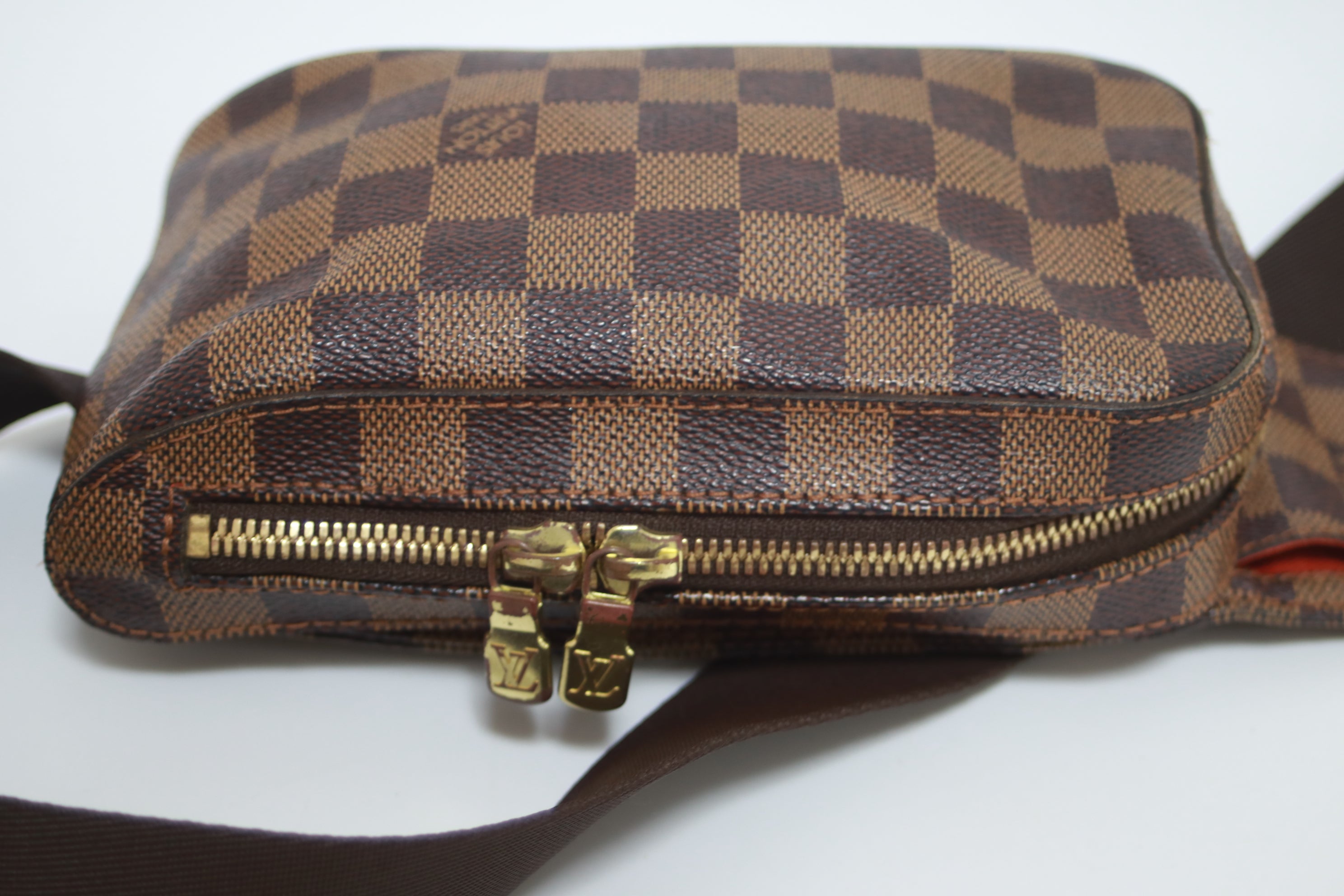 Louis Vuitton Geronimo Body Bag Used