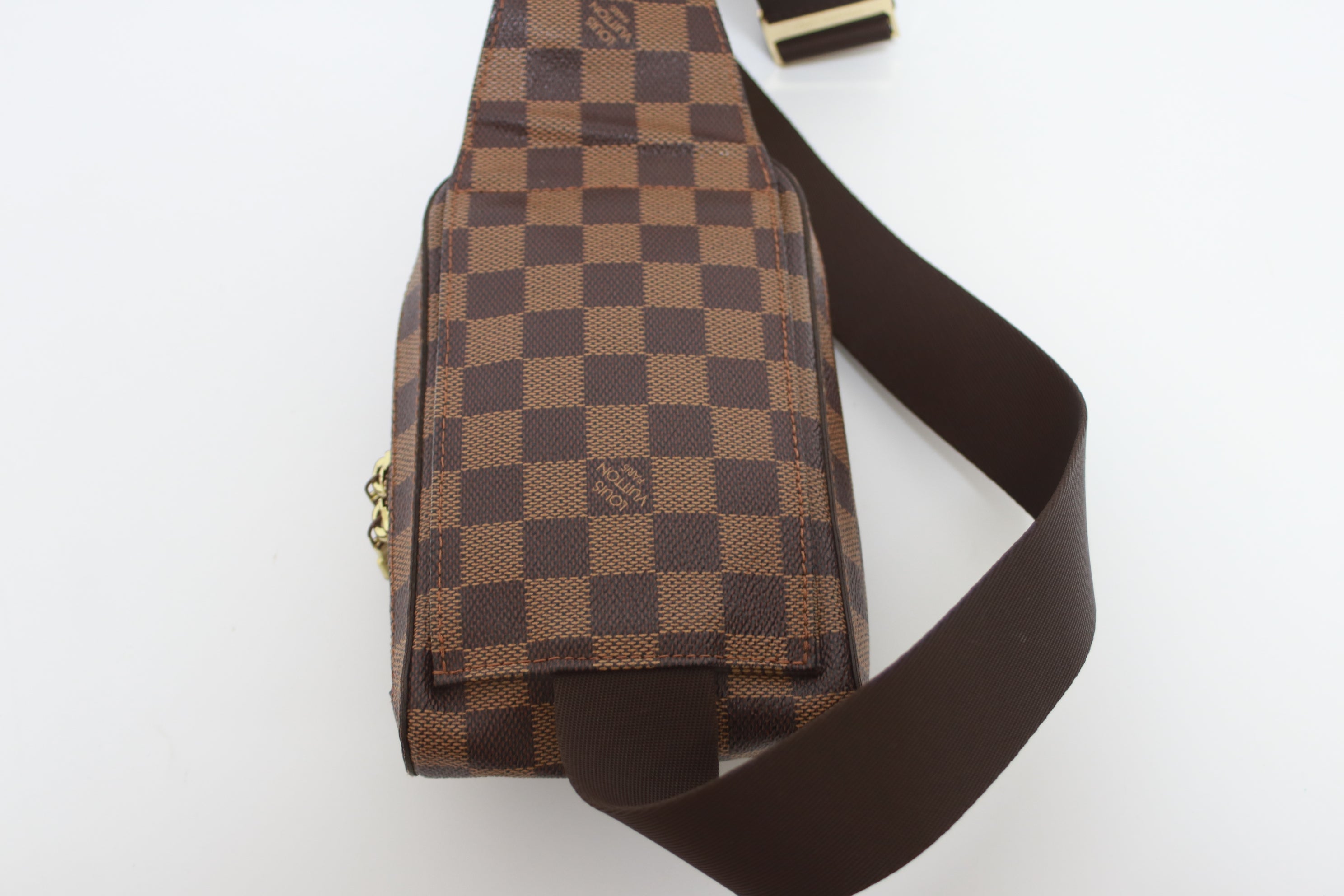 Louis Vuitton Geronimo Body Bag Used