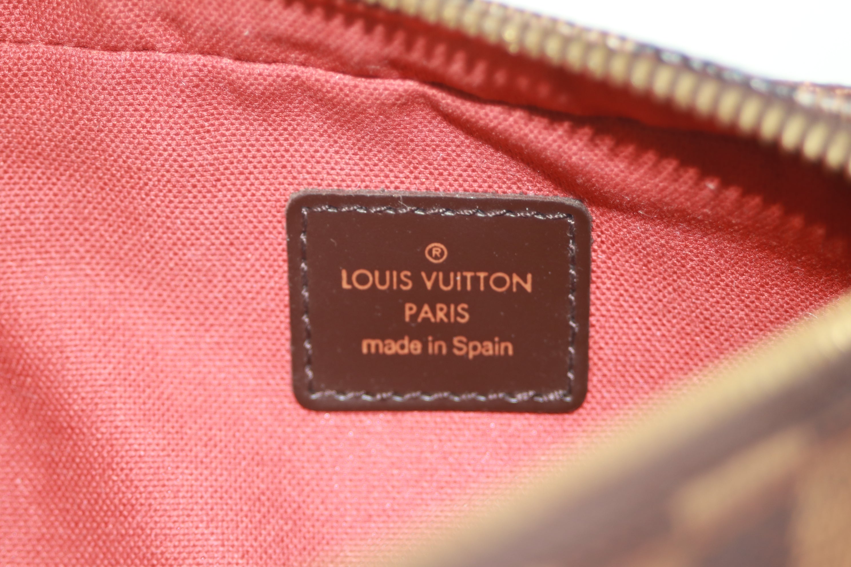 Louis Vuitton Geronimo Body Bag Used