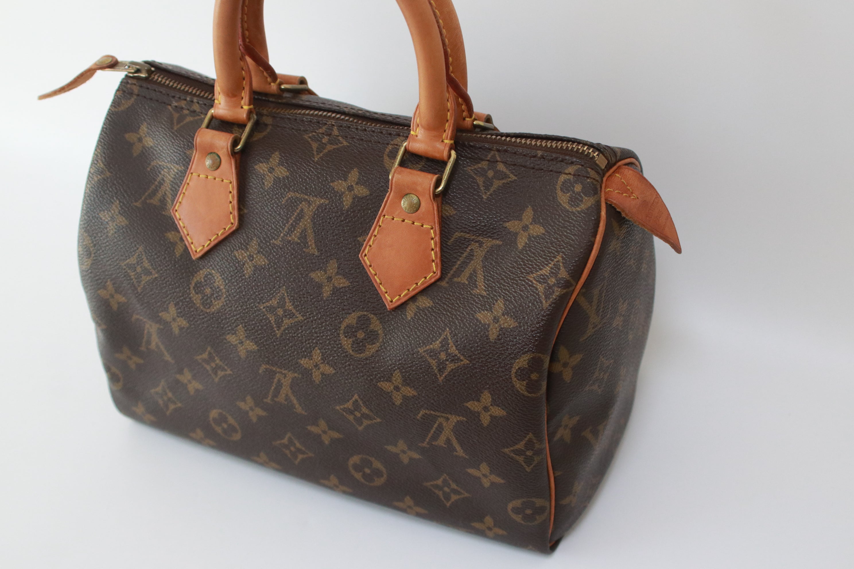 Louis Vuitton Speedy 25 Handbag Used (7144)